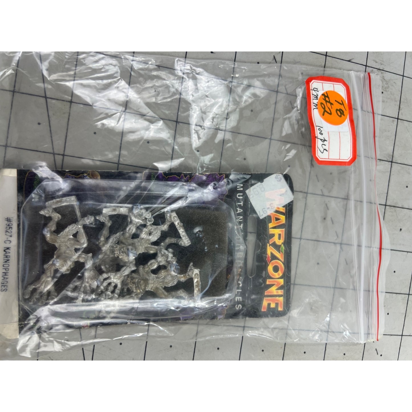 Warzone Mutant Chronicles Miniatures #9527-C Karnophages 1995 NOS New on Card