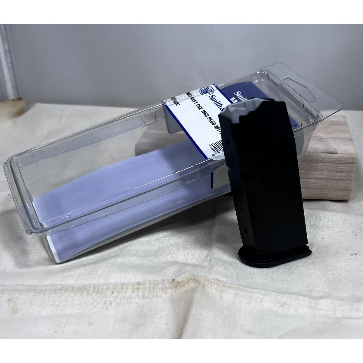 Smith & Wesson CSX 9mm 10-Round Magazine Black OEM Accessory New In Package