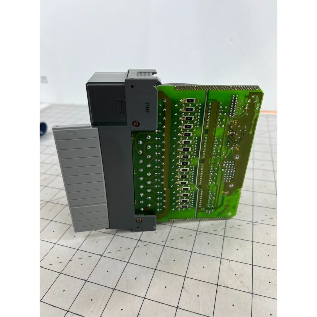 Allen-Bradley SLC 500 1746-IA16 Input Module 16-Point Terminal Block Ser. B