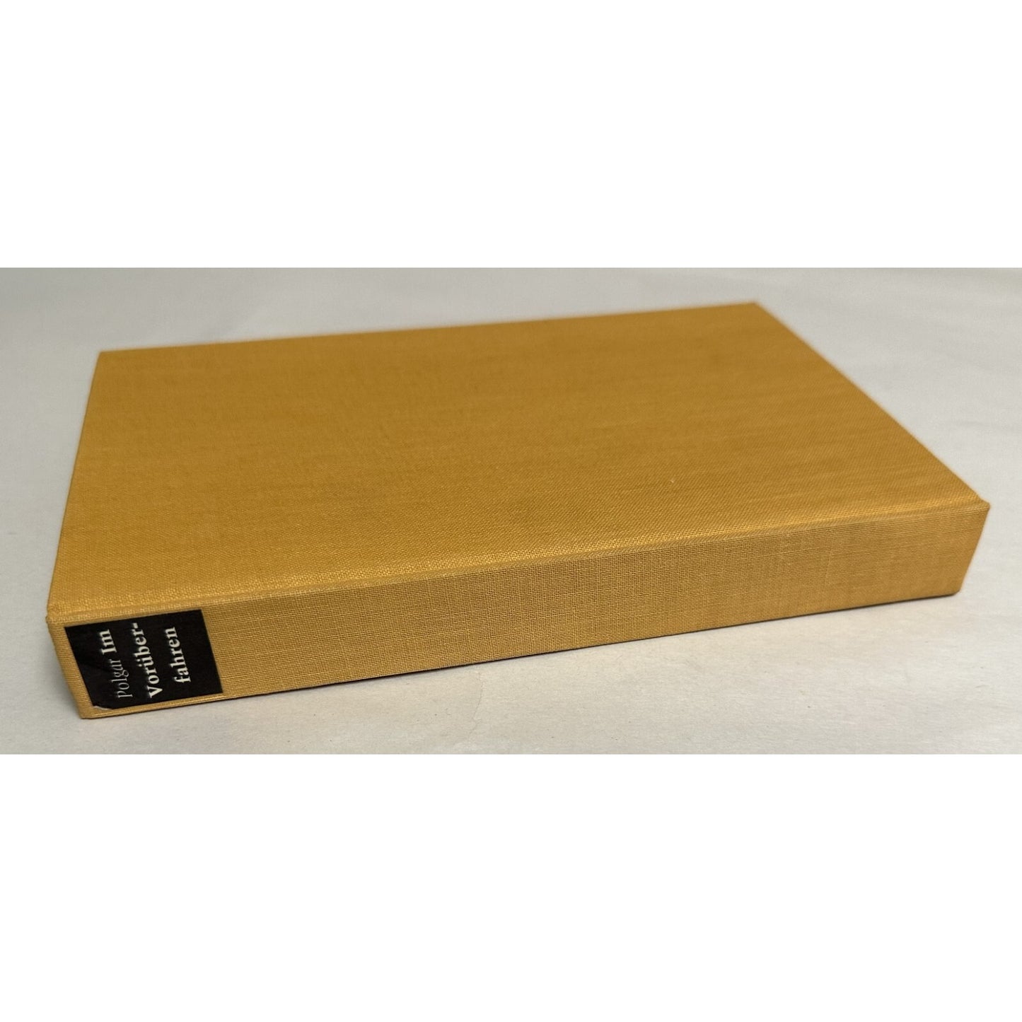 Alfred Polgar "Im Vorüberfahren" Linen Hardcover 1960 Büchergilde Gutenberg 282 Pages