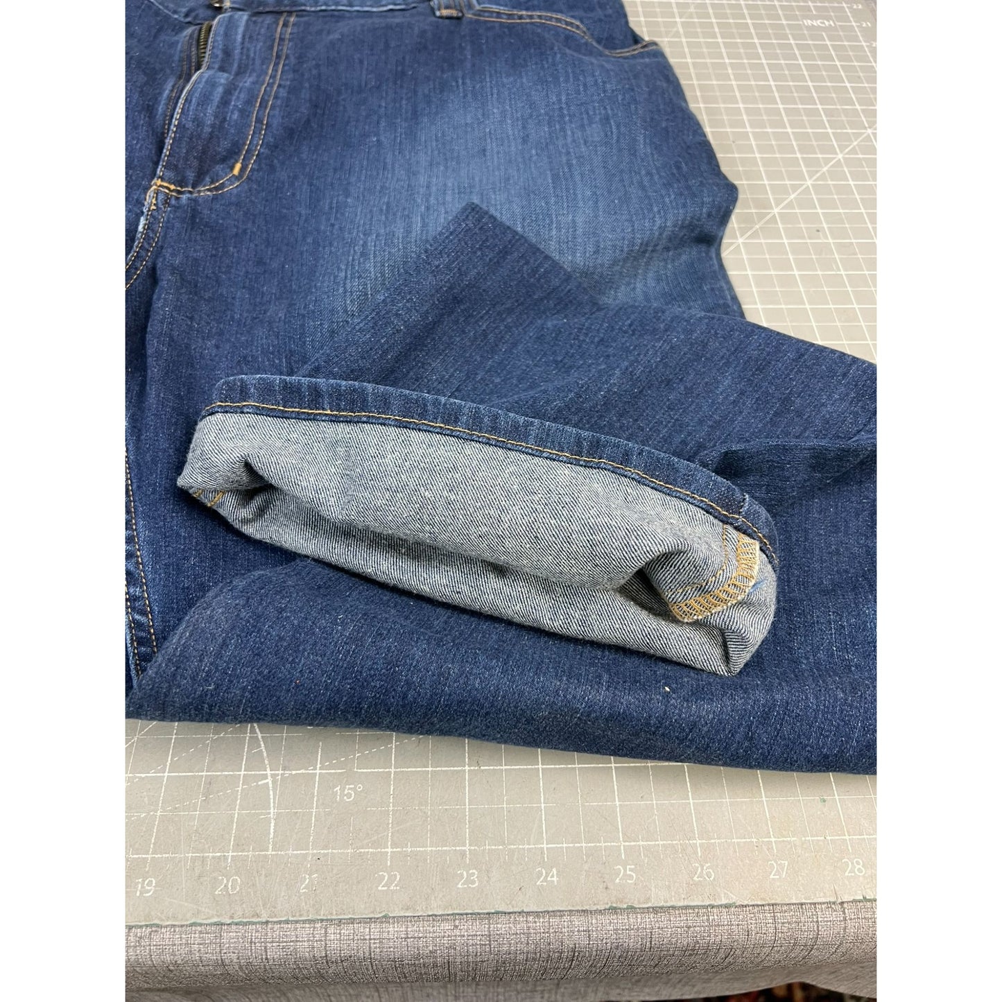 Carhartt Men's Rugged Flex Relaxed Fit Jeans Regular 42x30 BD2804-M 5-Pocket NEW