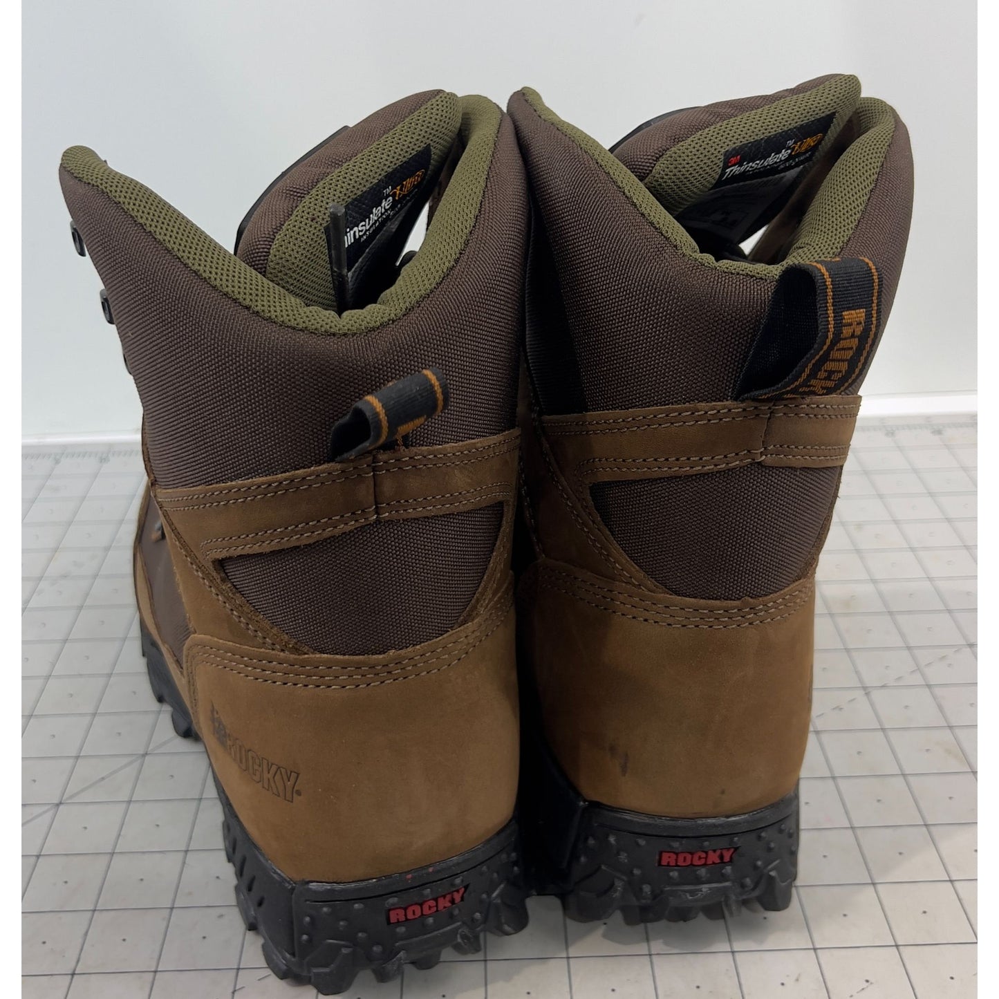 Men's Rocky Ridgetop Insulated Boots Outdoor Sz. 10.5 W (EE) Brown