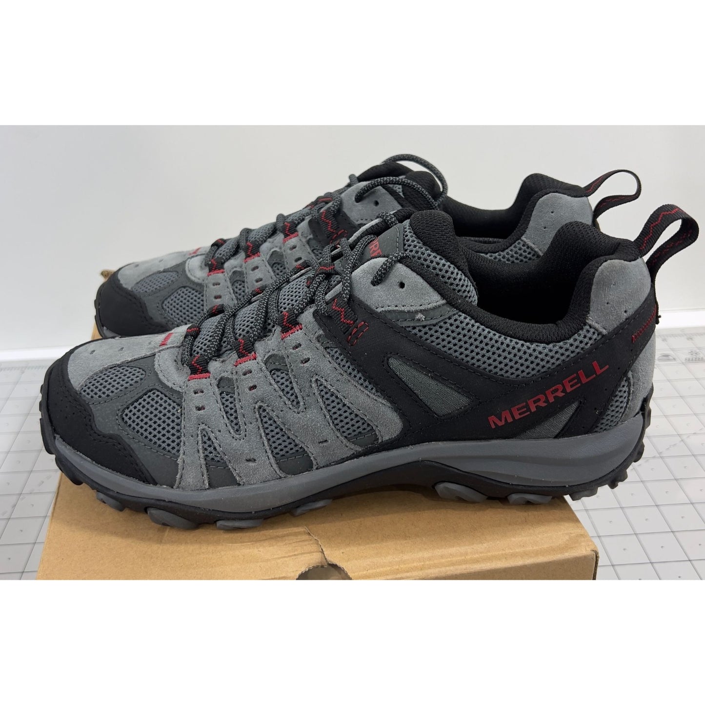 Merrell Accentor 3 Mens Hiking Shoes Size 10 Rock/Gray NEW