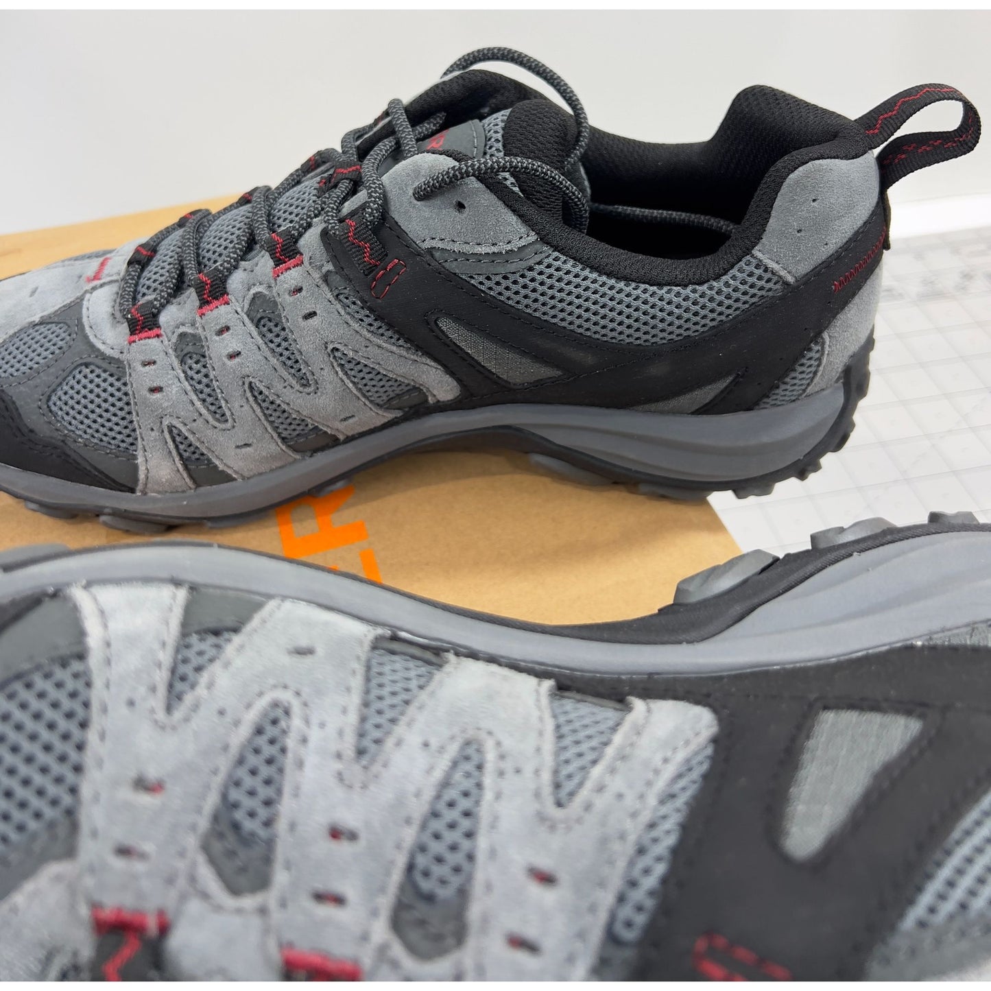 Merrell Accentor 3 Mens Hiking Shoes Size 10 Rock/Gray NEW