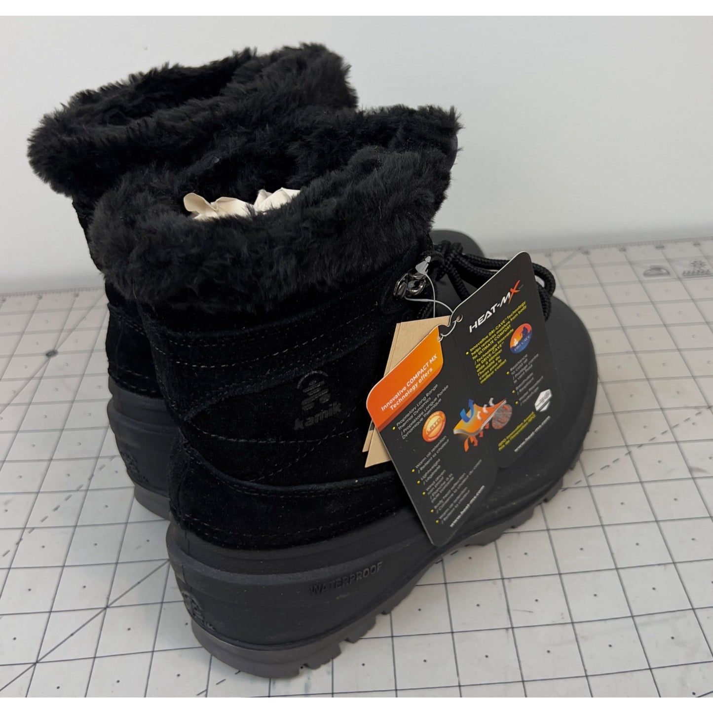 Kamik Women’s Snowvalley 5 Winter Snow Boots Sz. 6 Black Waterproof With Tags