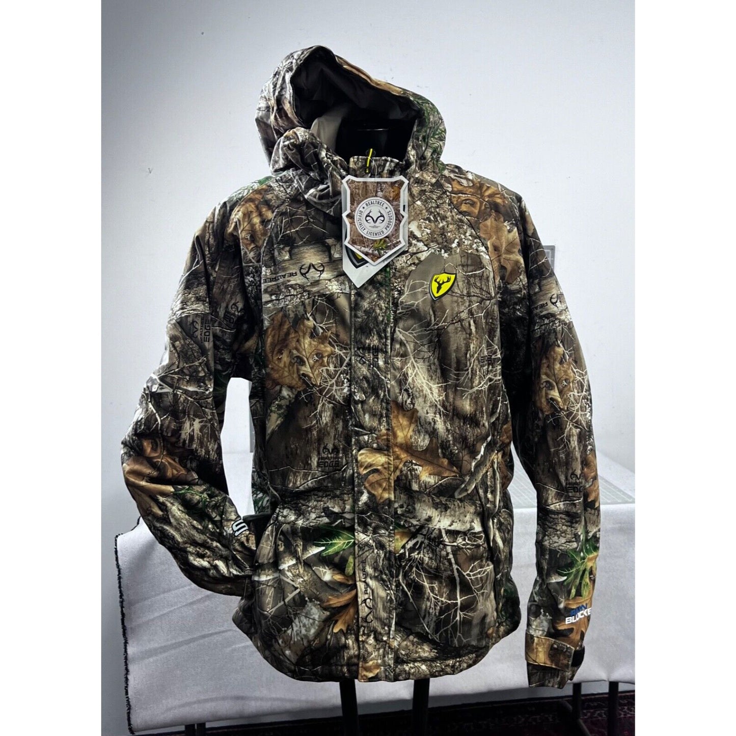 Men's Blocker Outdoors Shield Series Drencher Hunting Rain Jacket Medium Realtree Edge
