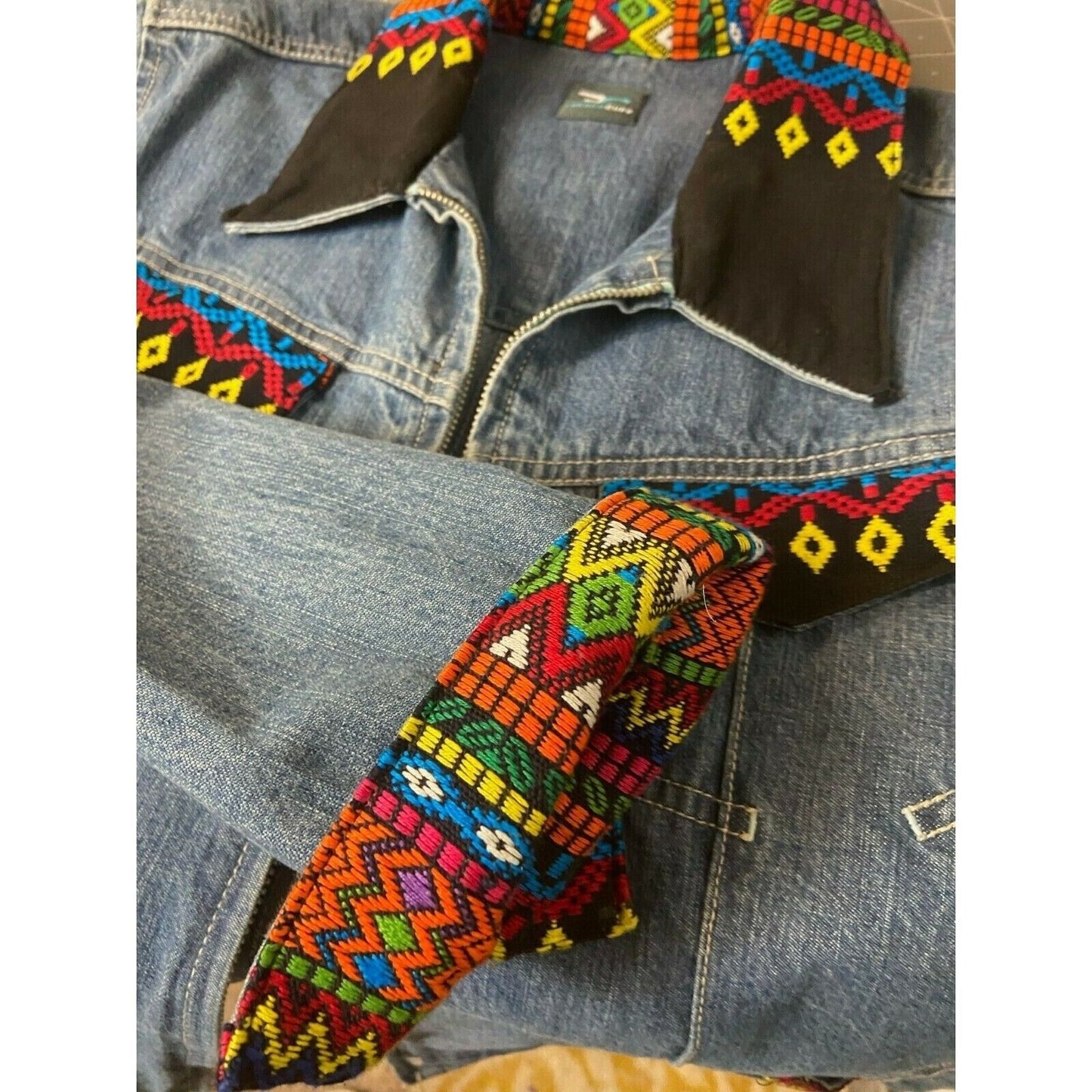 French Cuff Womens Denim Jacket With Colorful Embroidery Design Sz M/L ?