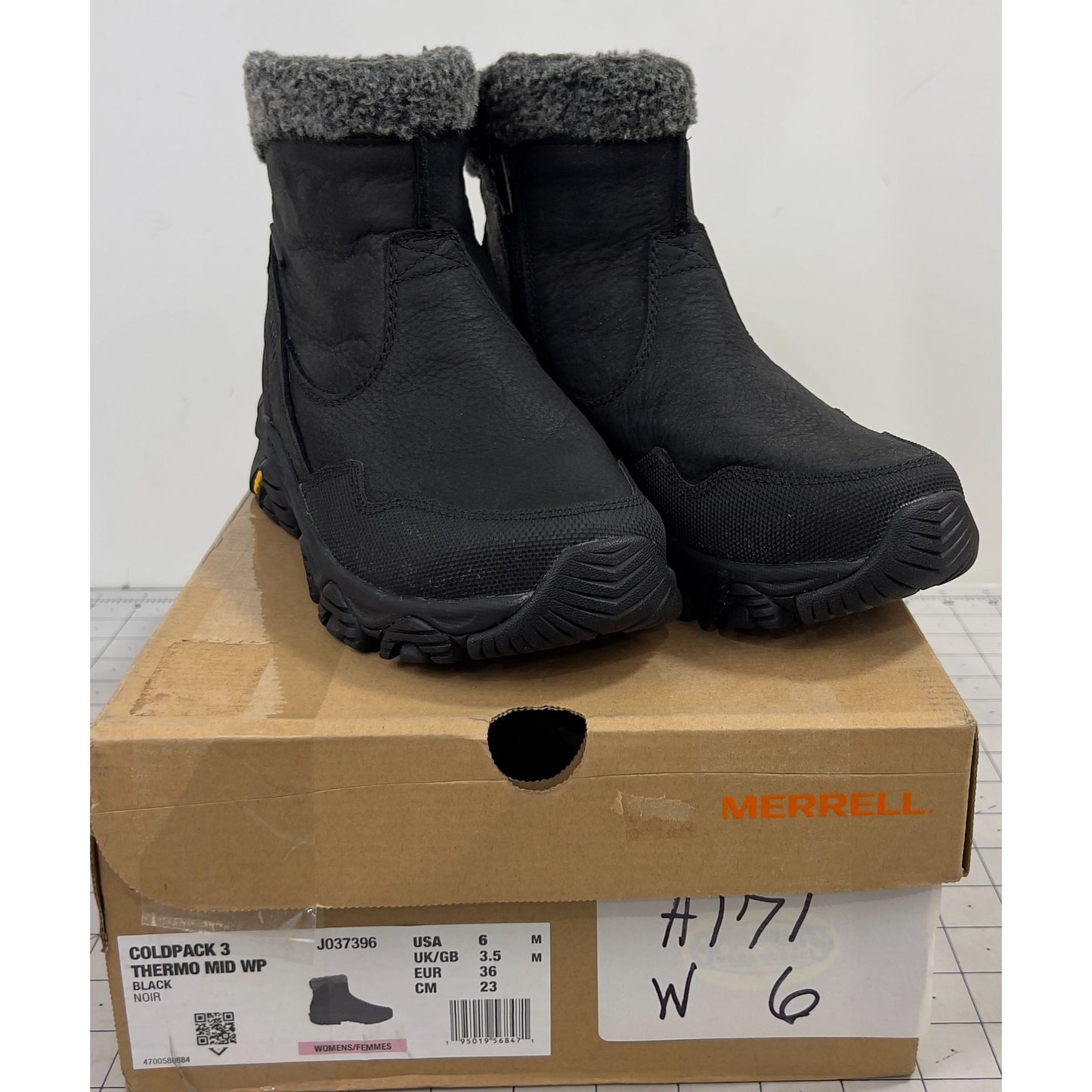 Merrell Coldpack 3 Thermo Mid Zip Waterproof Women's Shoes Black  Sz. 6 Leather