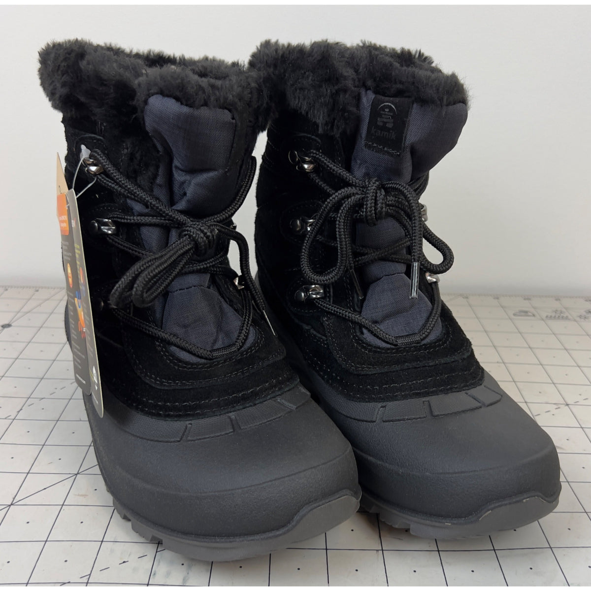 Kamik Women’s Snowvalley 5 Winter Snow Boots Sz. 6 Black Waterproof With Tags