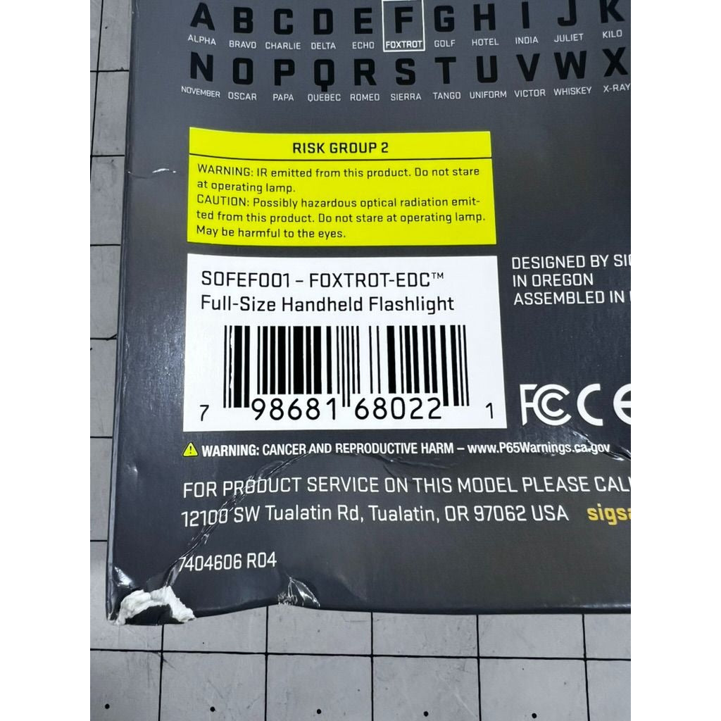 SIG SAUER FOXTROT-EDC Full-Size Rechargeable Flashlight, 1,350 Lumens, Black New