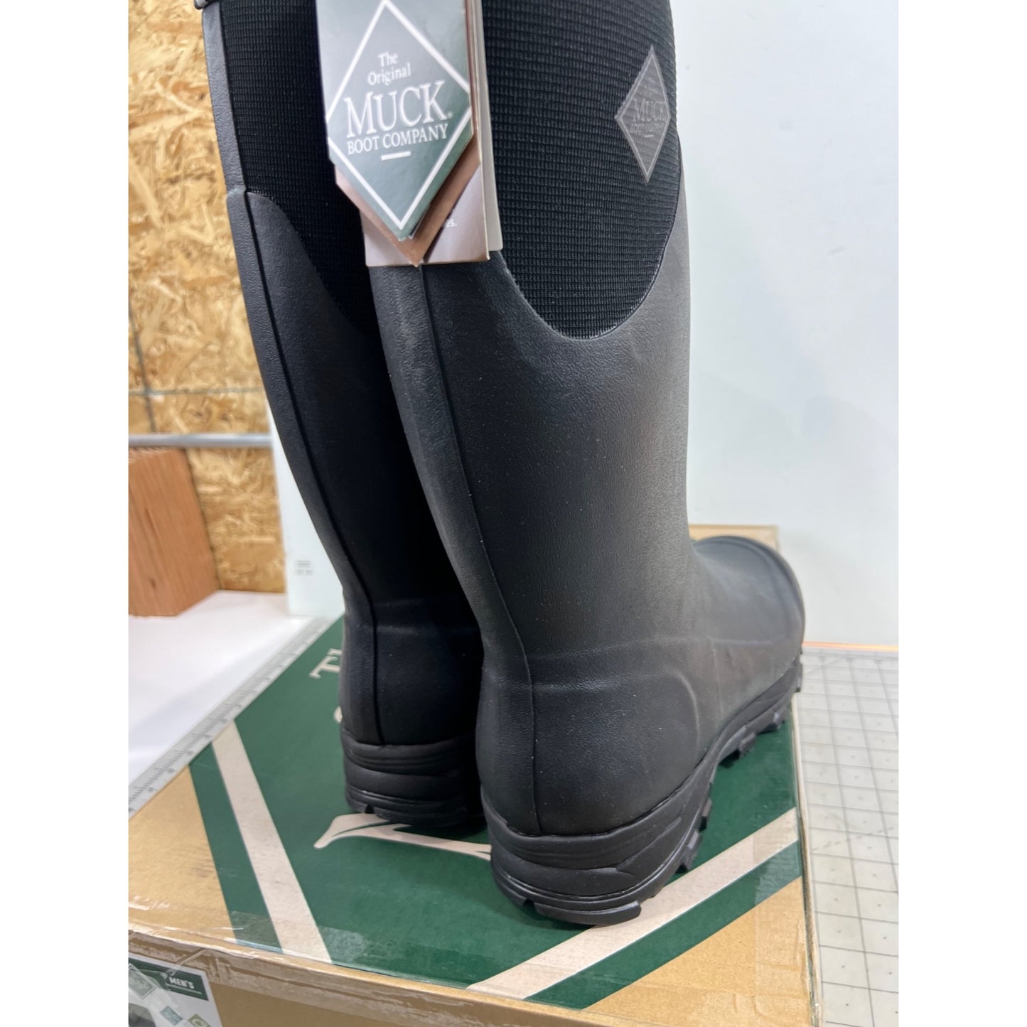Muck Boots Men’s ‘Arctic Ice Tall' Wellingtons in Black | Size: 9 New