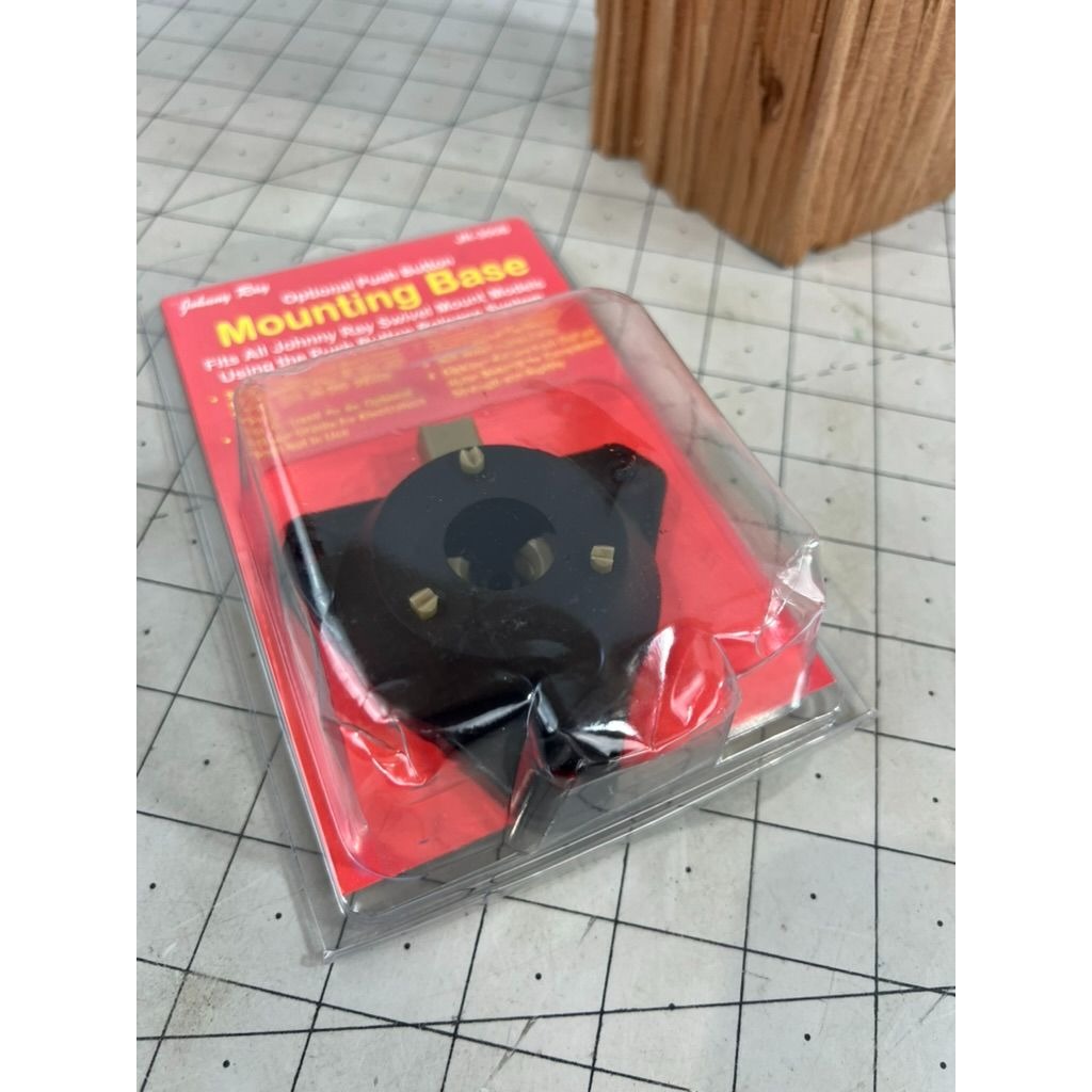 Johnny Ray Low Profile Push Button Release Swivel Mount Base Only, JR-300B