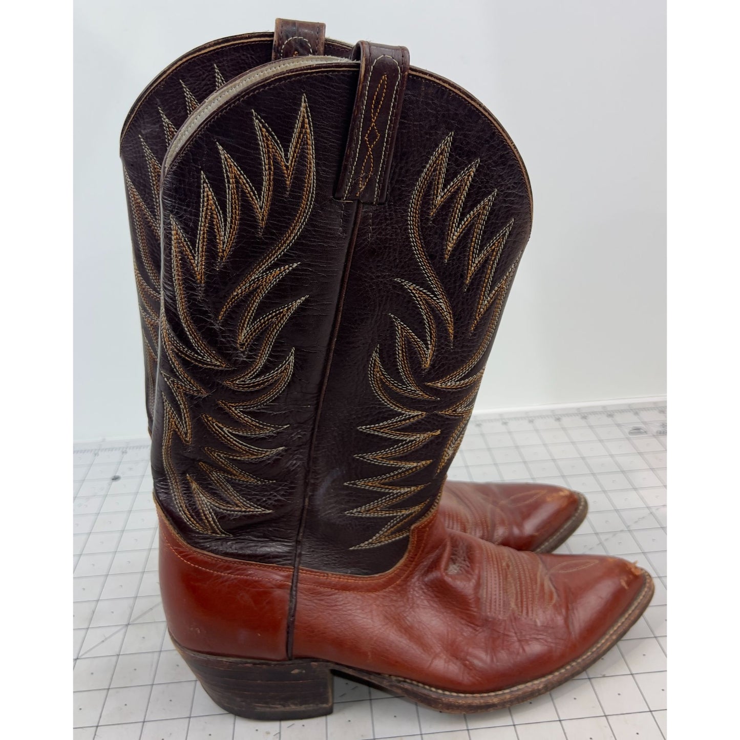 Vintage Dan Post Western Cowboy Boots Leather Sole Men's Size 8 Brown & Tan