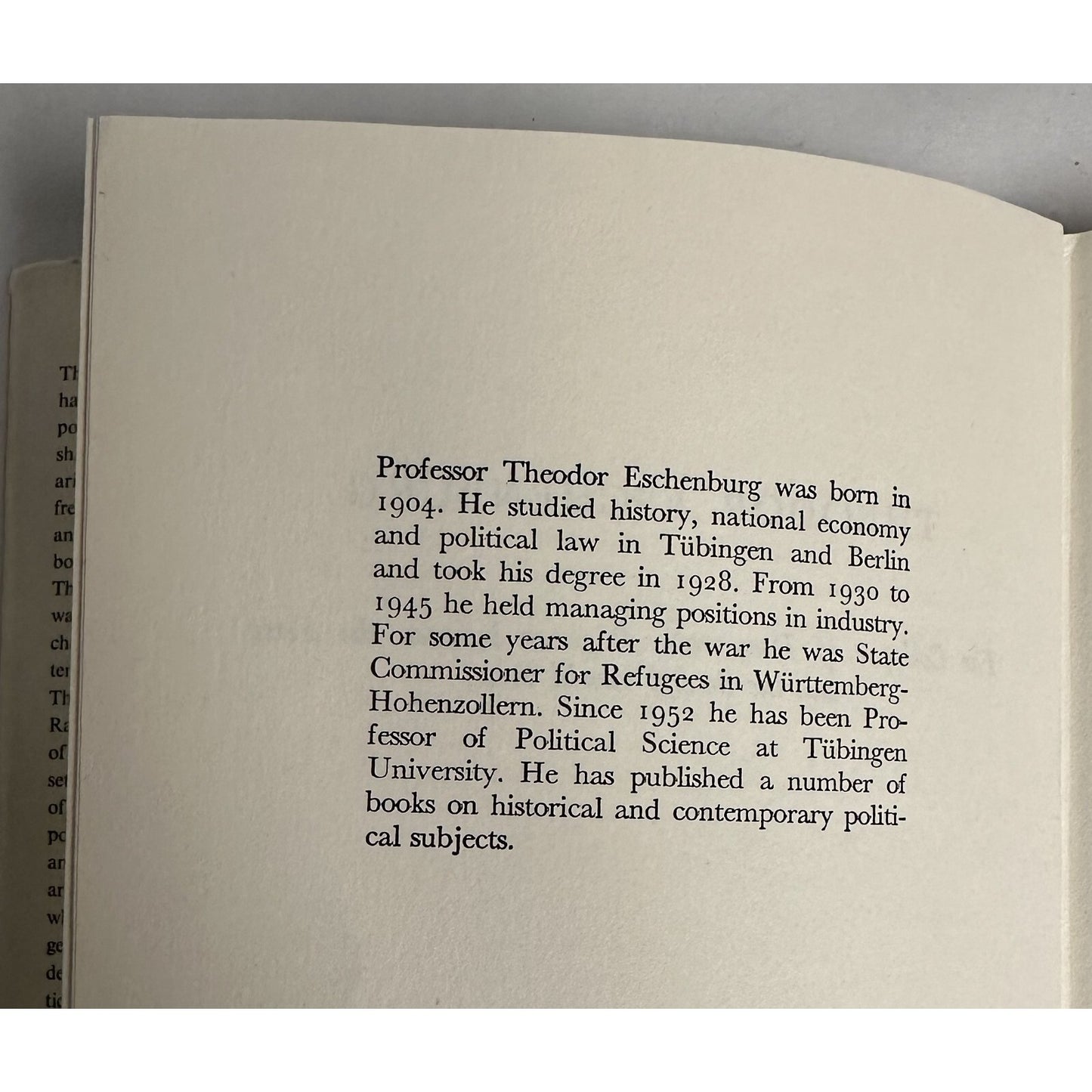 The Road To Dictatorship Germany 1918-1933 Oswald Wolff 1964 Hardcover Fine Condition
