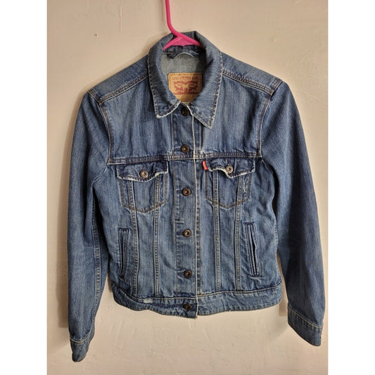 Levi’s Classic Blue Denim Jacket Sz. S Button Up Trucker Natural Wear