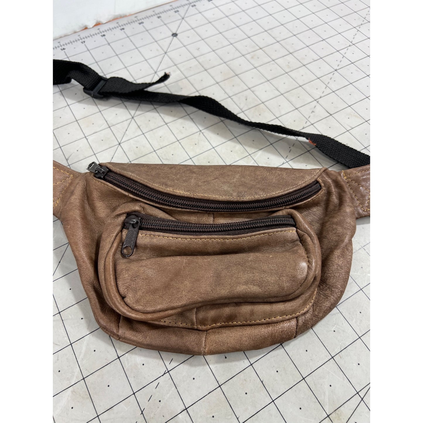 Vintage Brown Genuine Leather Fanny Pack Adjustable Strap Multiple Pockets