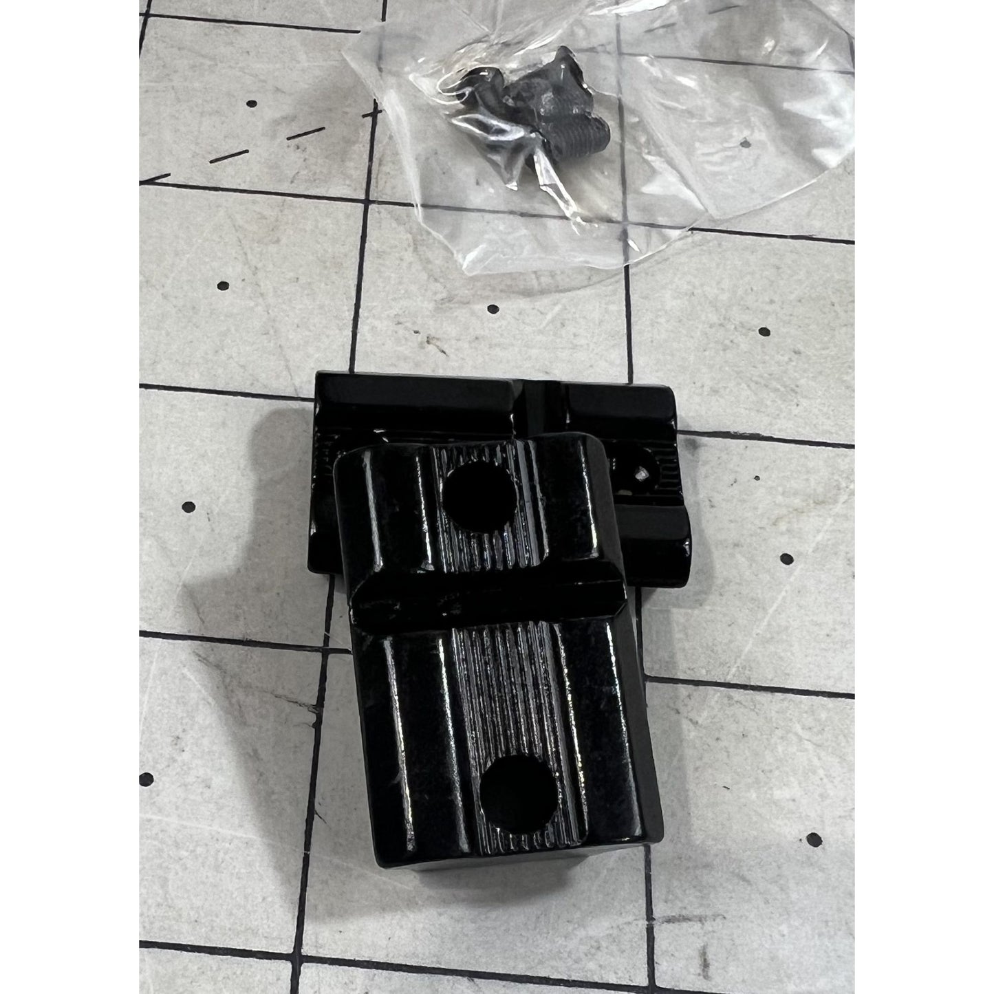 Redfield Weaver Style Mounts Winchester Model 70 Black Aluminum Set w/Screws