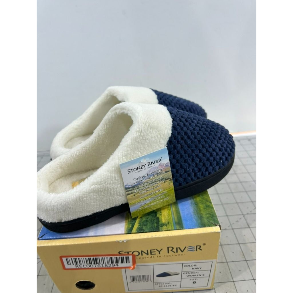 Stoney River Women's Slippers Navy Size 6 Cozy Indoor/Outdoor Fleece Lining