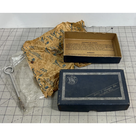 Smith & Wesson Model 32 Terrier Box Paper & Cleaning Rod 1955 Vintage Box Only