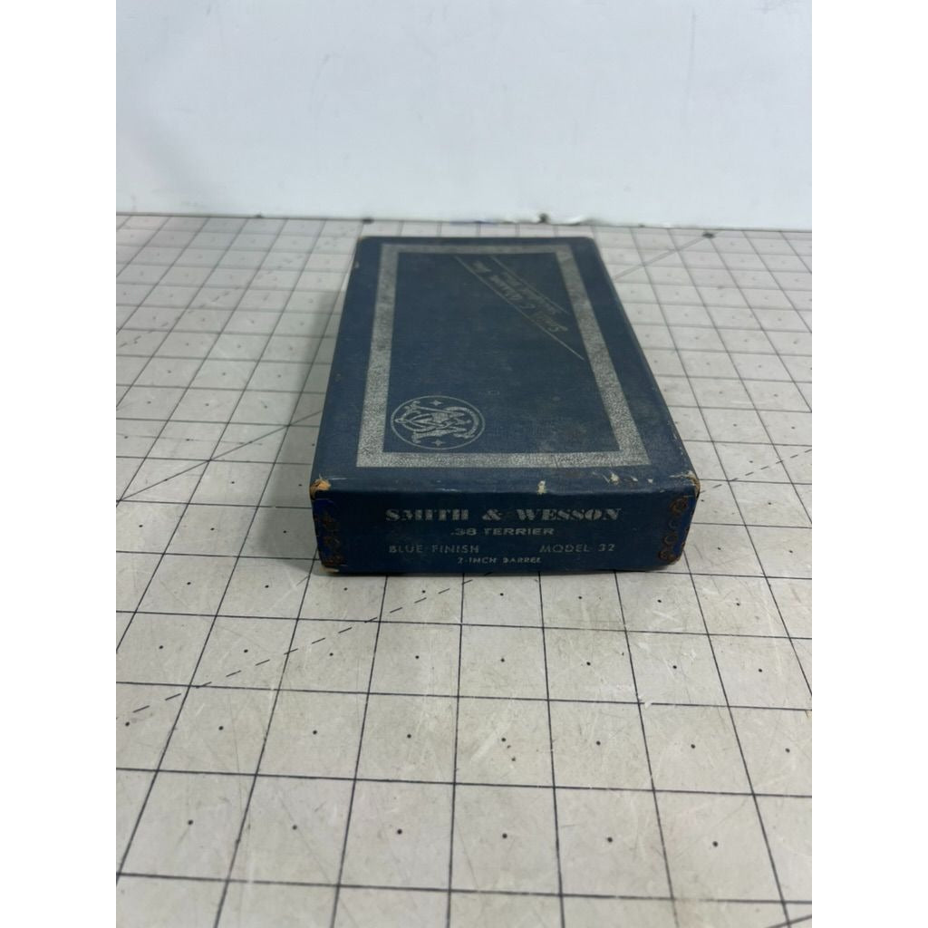 Smith & Wesson Model 32 Terrier Box Paper & Cleaning Rod 1955 Vintage Box Only