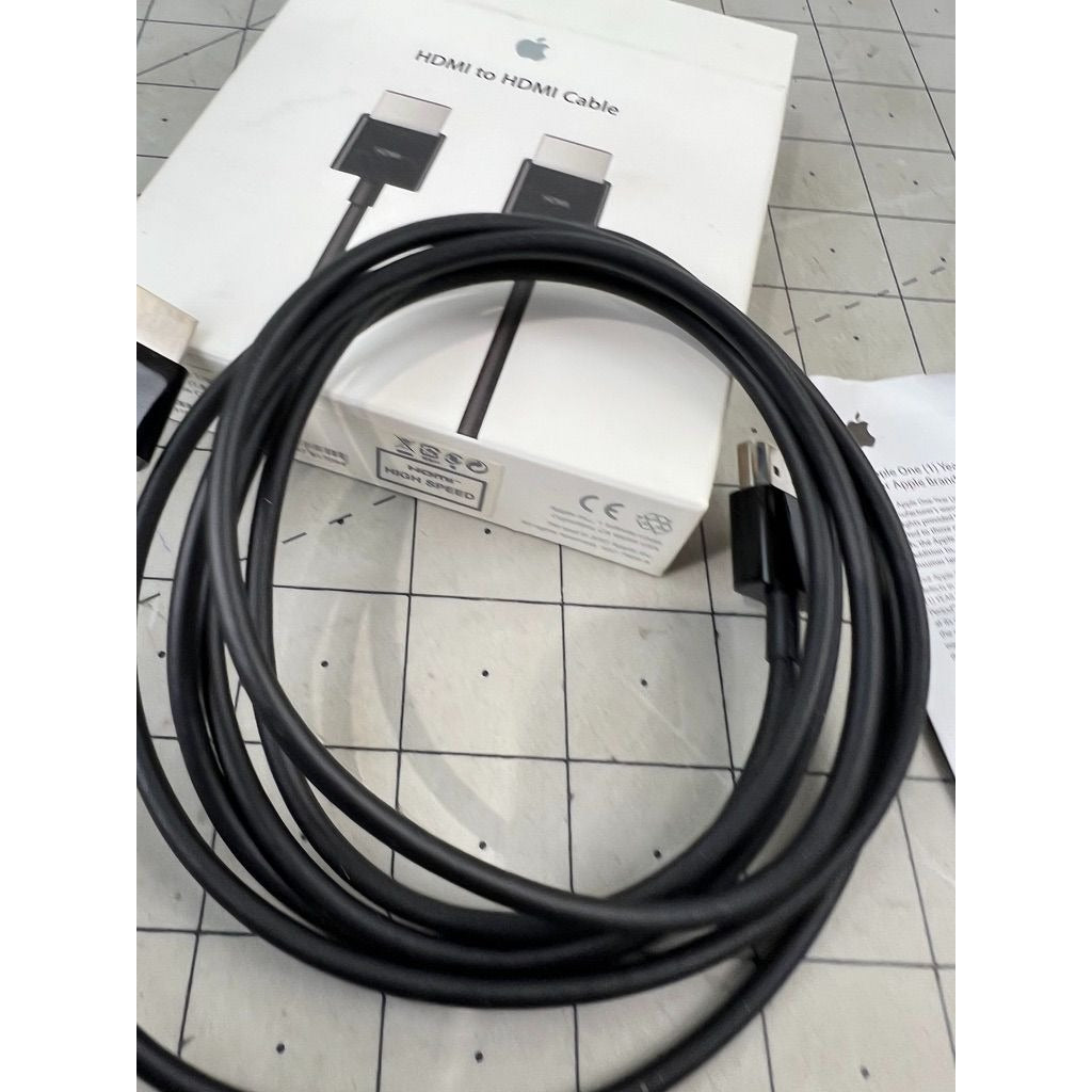 Apple HDMI To HDMI Cable 1.8M Black For TV/Monitor Connection New