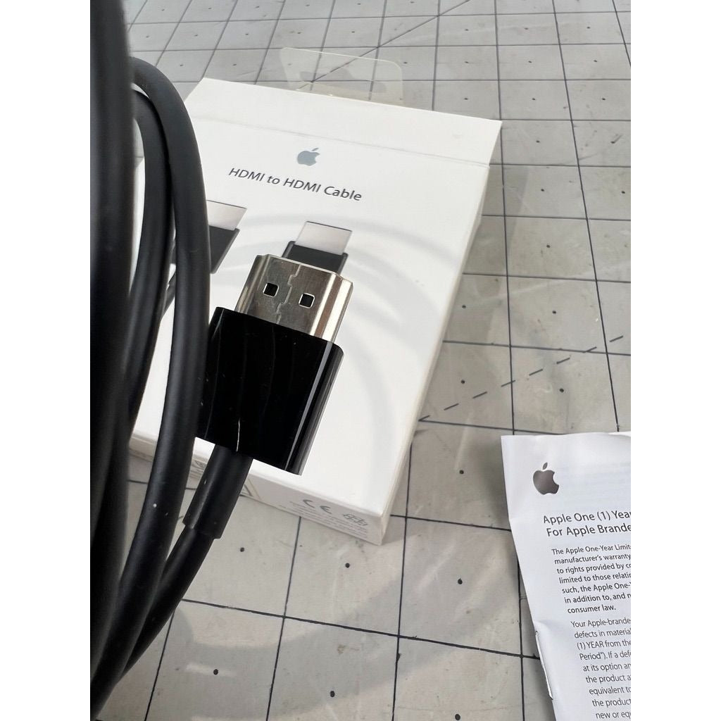 Apple HDMI To HDMI Cable 1.8M Black For TV/Monitor Connection New