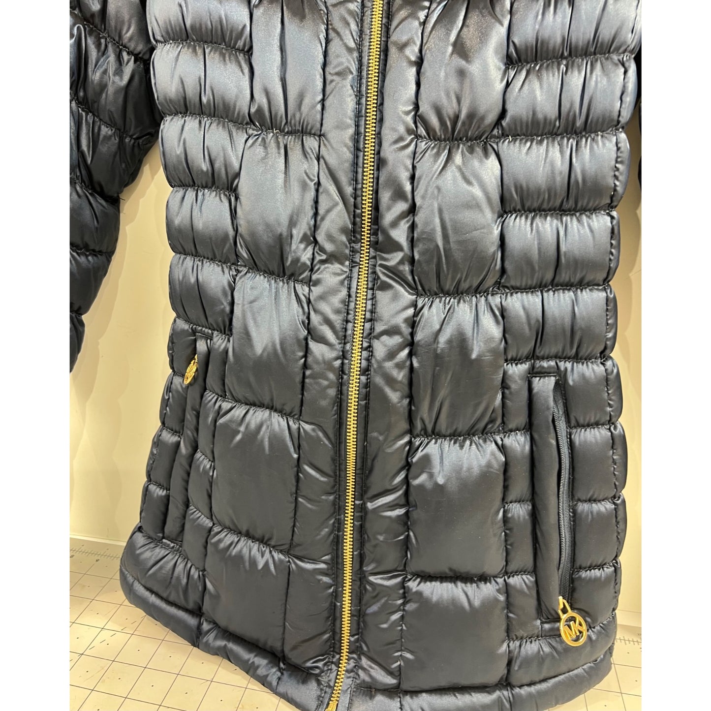 Michael Kors Women's Packable Down Puffer Jacket Navy Blue Gold Accents Sz. M