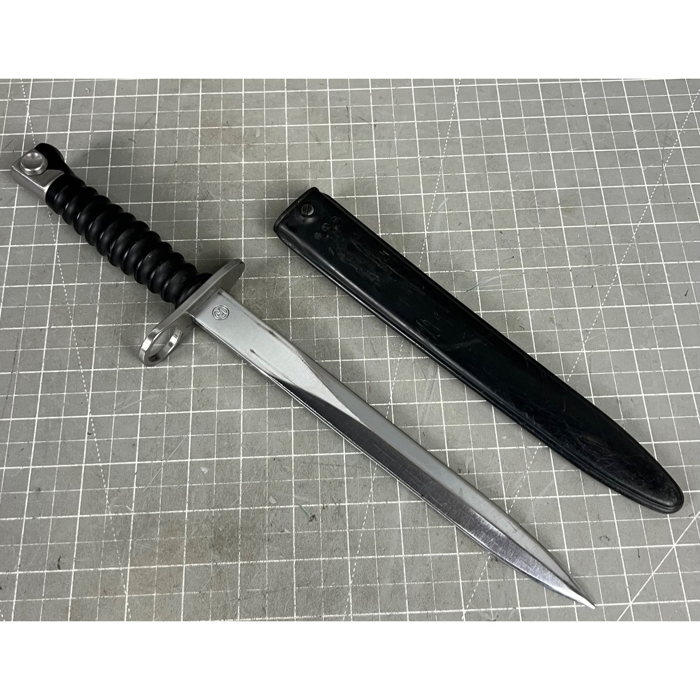 Vintage Swiss Military Bayonet w/Scabbard 1950’s