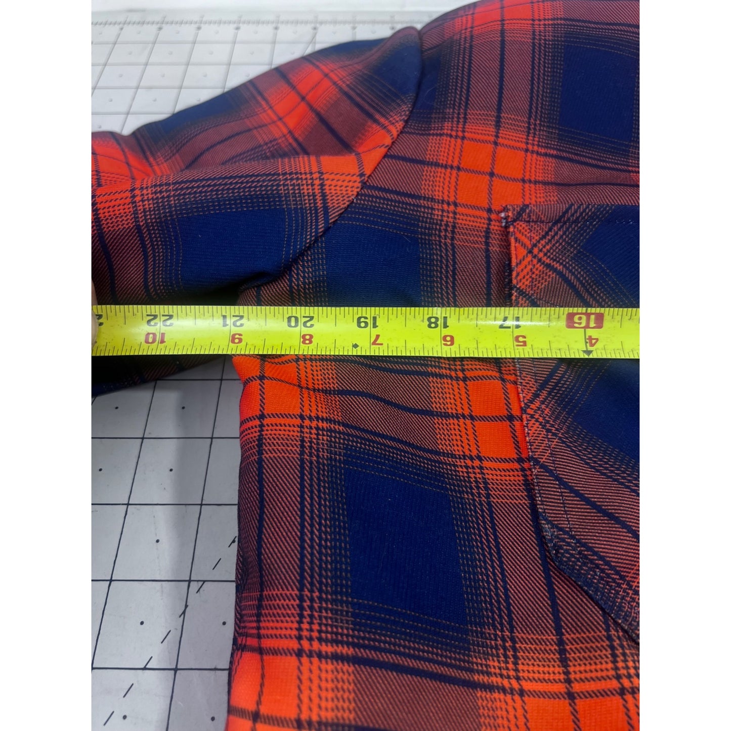 Men's Quilted Flannel Shirt Jacket Plaid Blue & Orange Sz. L Pearl Snap Vintage