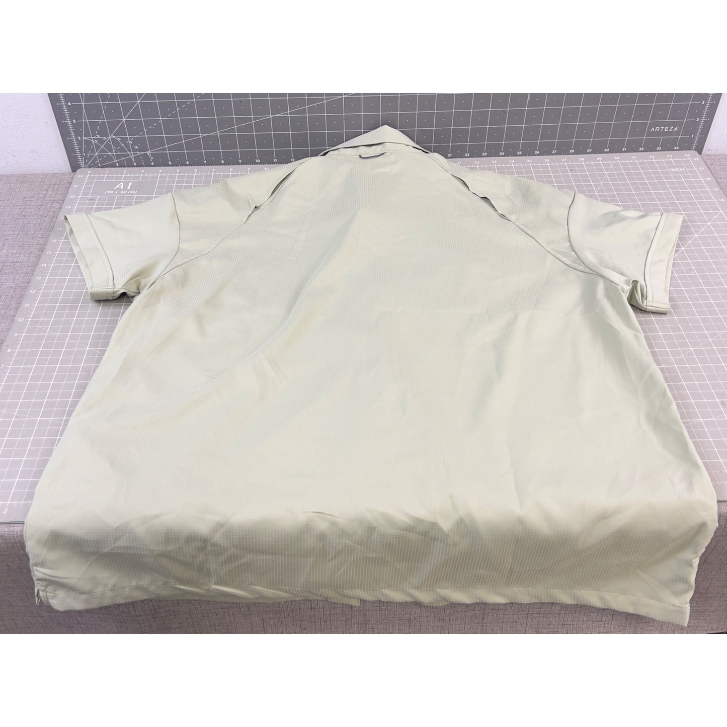 Columbia Women's Silver Ridge Omni-Shade Short Sleeve Button up Shirt Sz. XL New