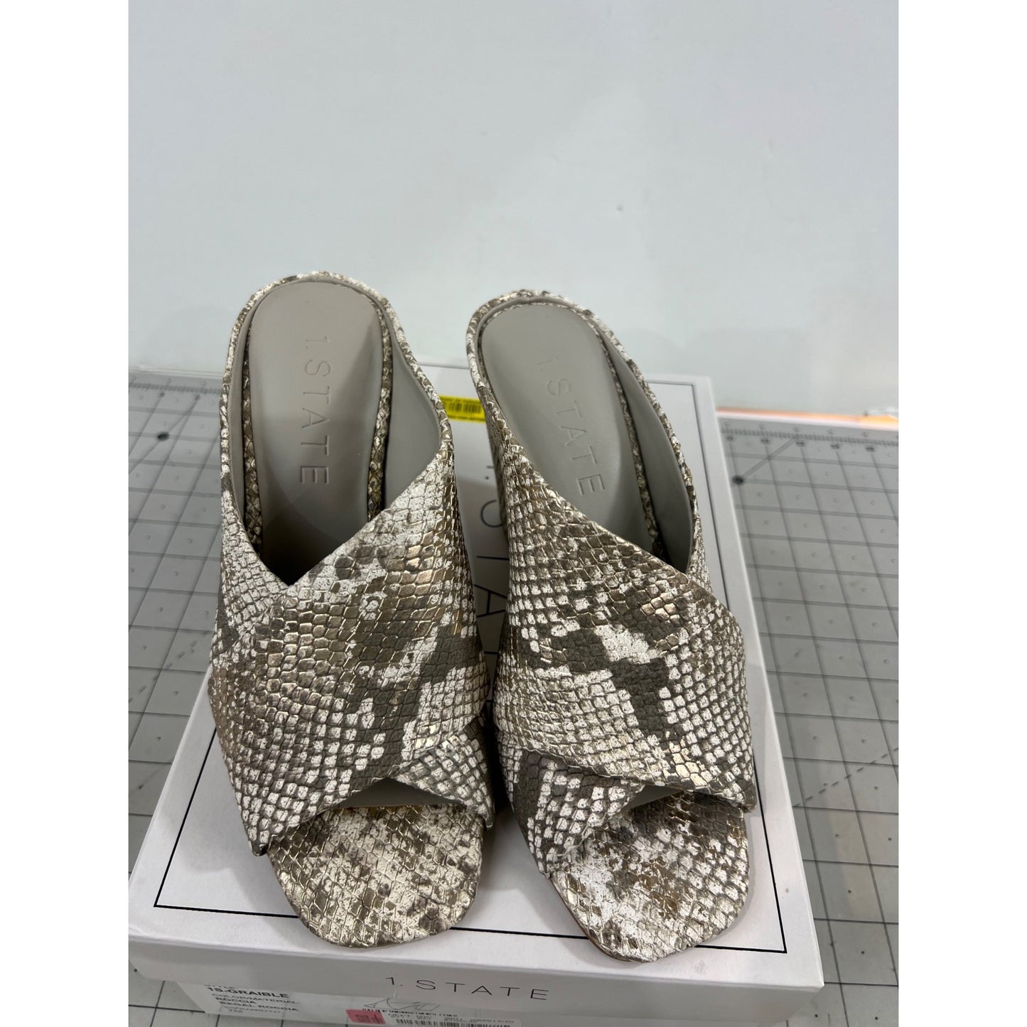 1.State Snakeskin-Print Open-Toe Block-Heel Mules Size 7 Beige & Brown