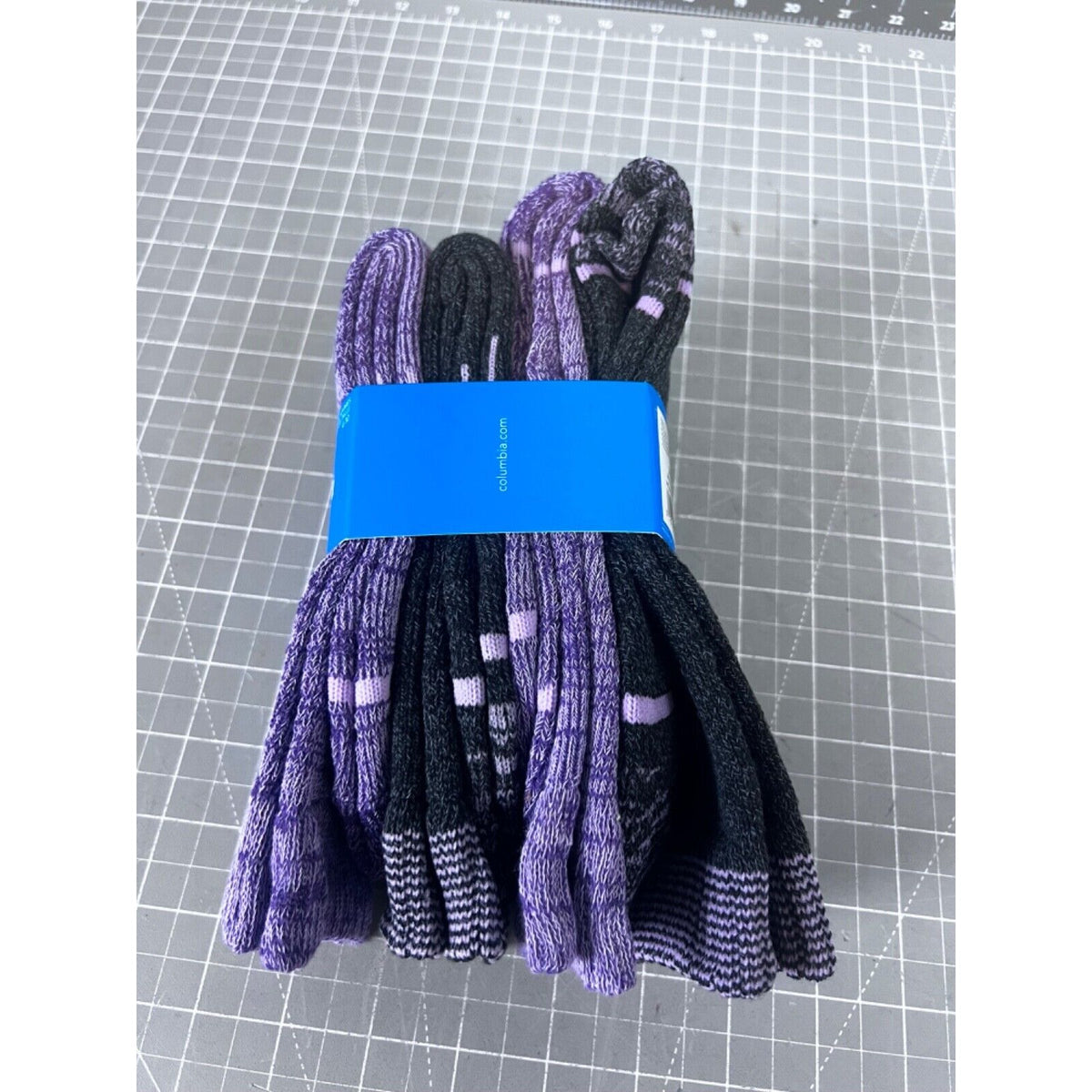 Women's Columbia Crew Socks 4-11 NEW 4-pack Wild Iris Purple Outdoor/Hiking ~~