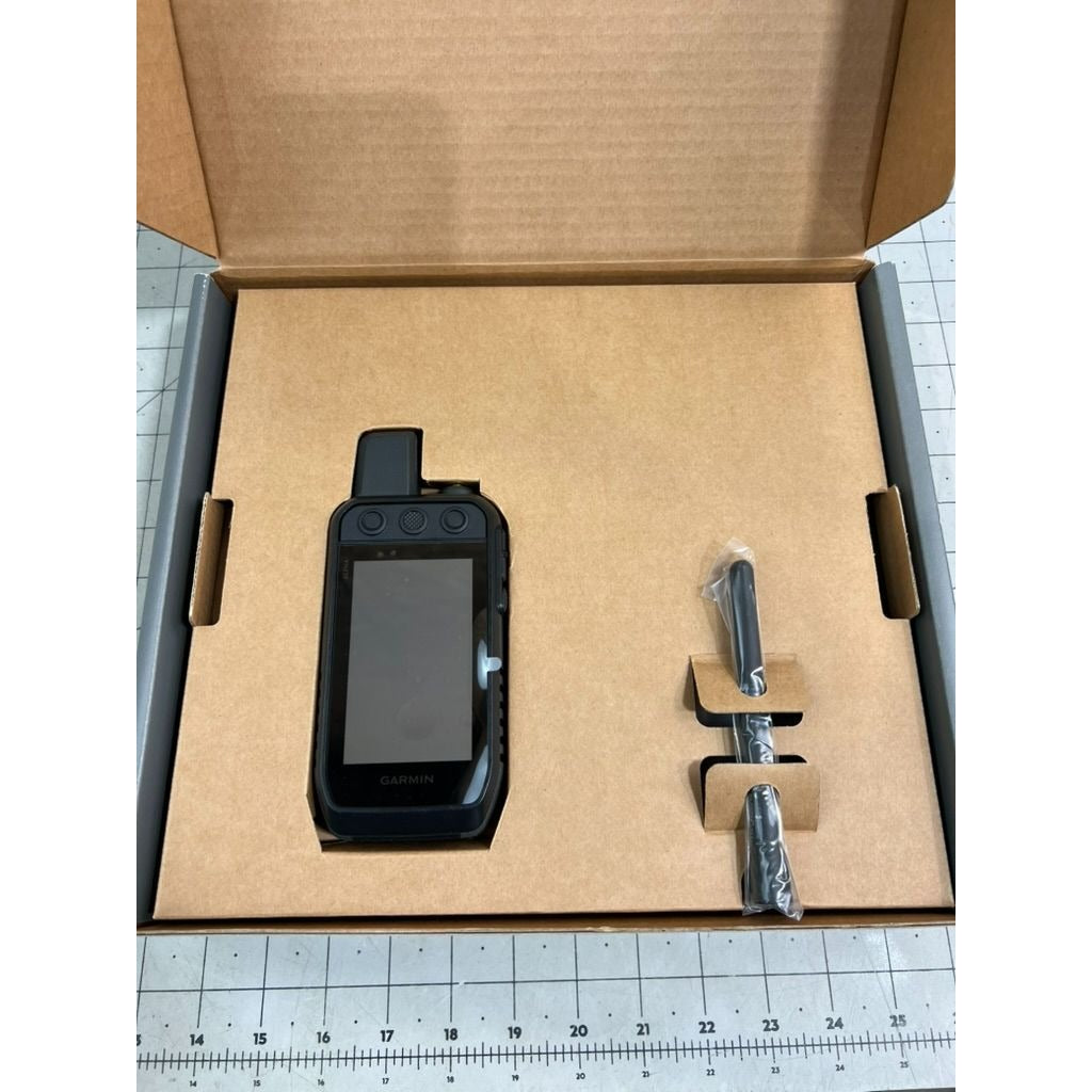 Garmin Alpha 300/Alpha TT 25 GPS Dog Tracking & Training System New Open Box