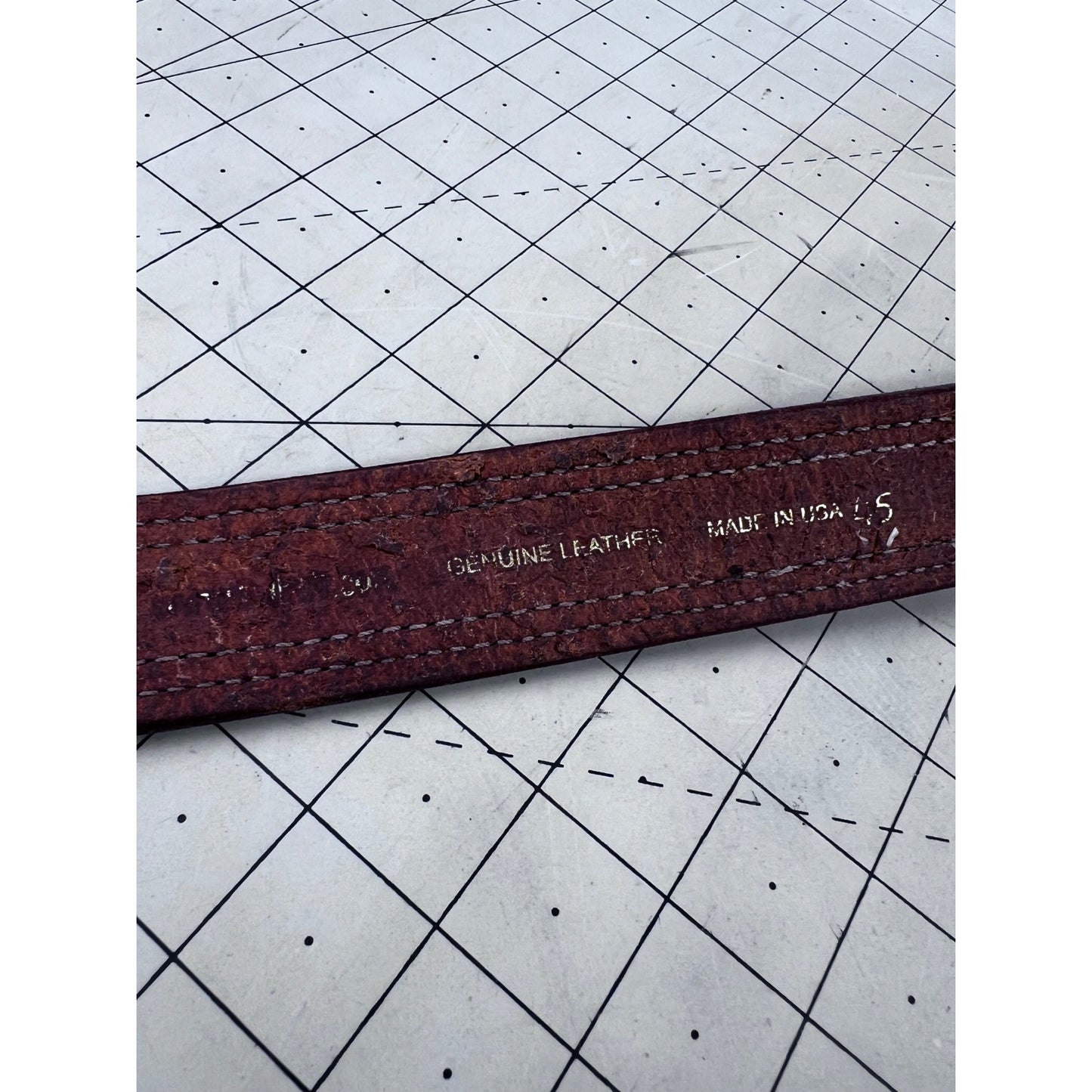 Men’s  Brown Leather 3D Belt Co.  Sz. 46 Genuine Leather USA Metal Buckle New