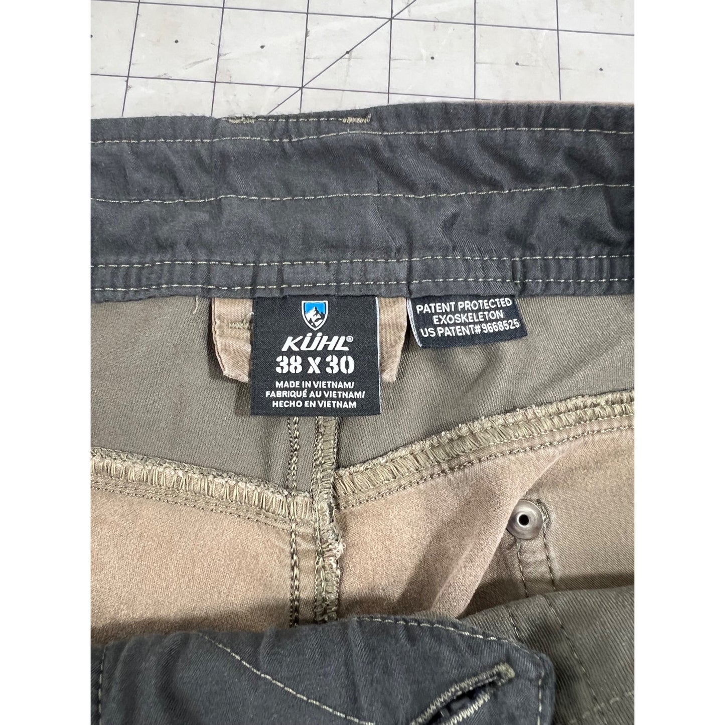 Kuhl Men’s Tactical Pants 38x30 Khaki Cargo Outdoor Exoskeleton good~~