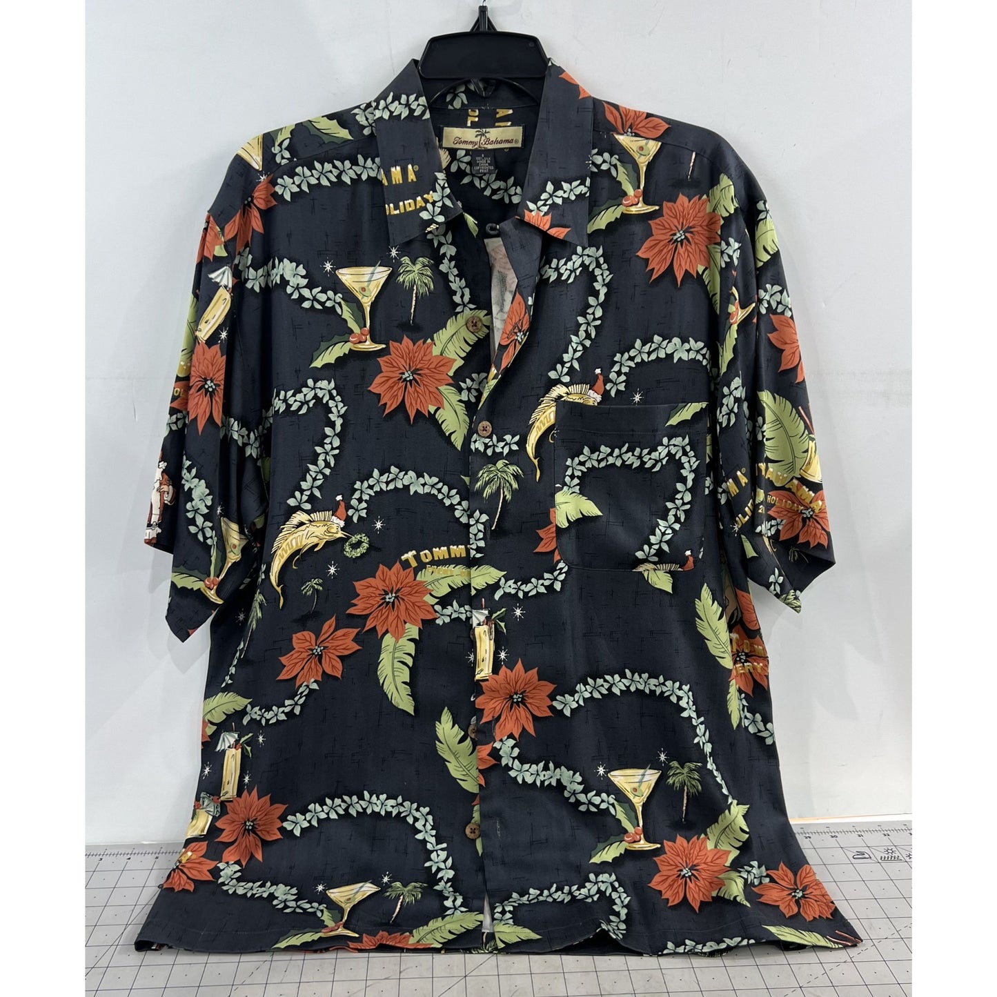 Tommy Bahama Silk Hawaiian Shirt Sz. S Every Days a Holiday 2002 Men’s