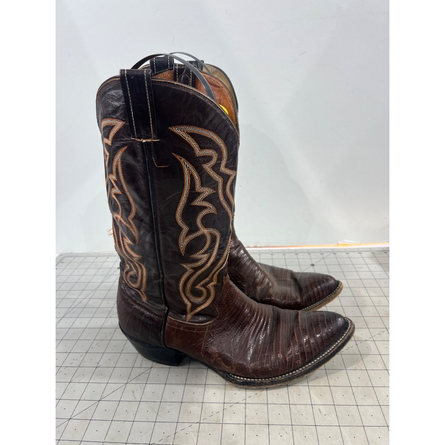 Brown Lizard Skin Western Cowboy Boots Intricate Stitching Design Men’s Sz. 12
