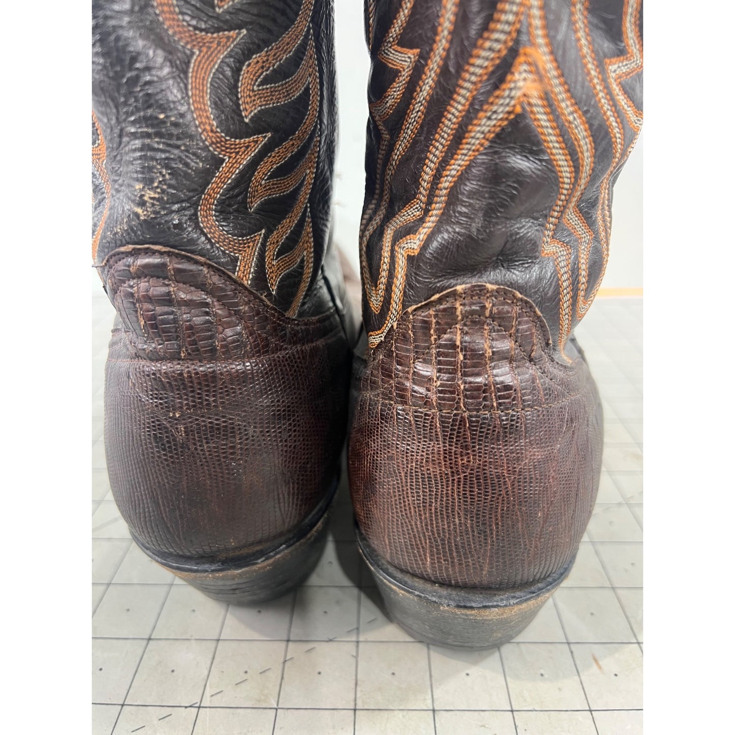 Brown Lizard Skin Western Cowboy Boots Intricate Stitching Design Men’s Sz. 12
