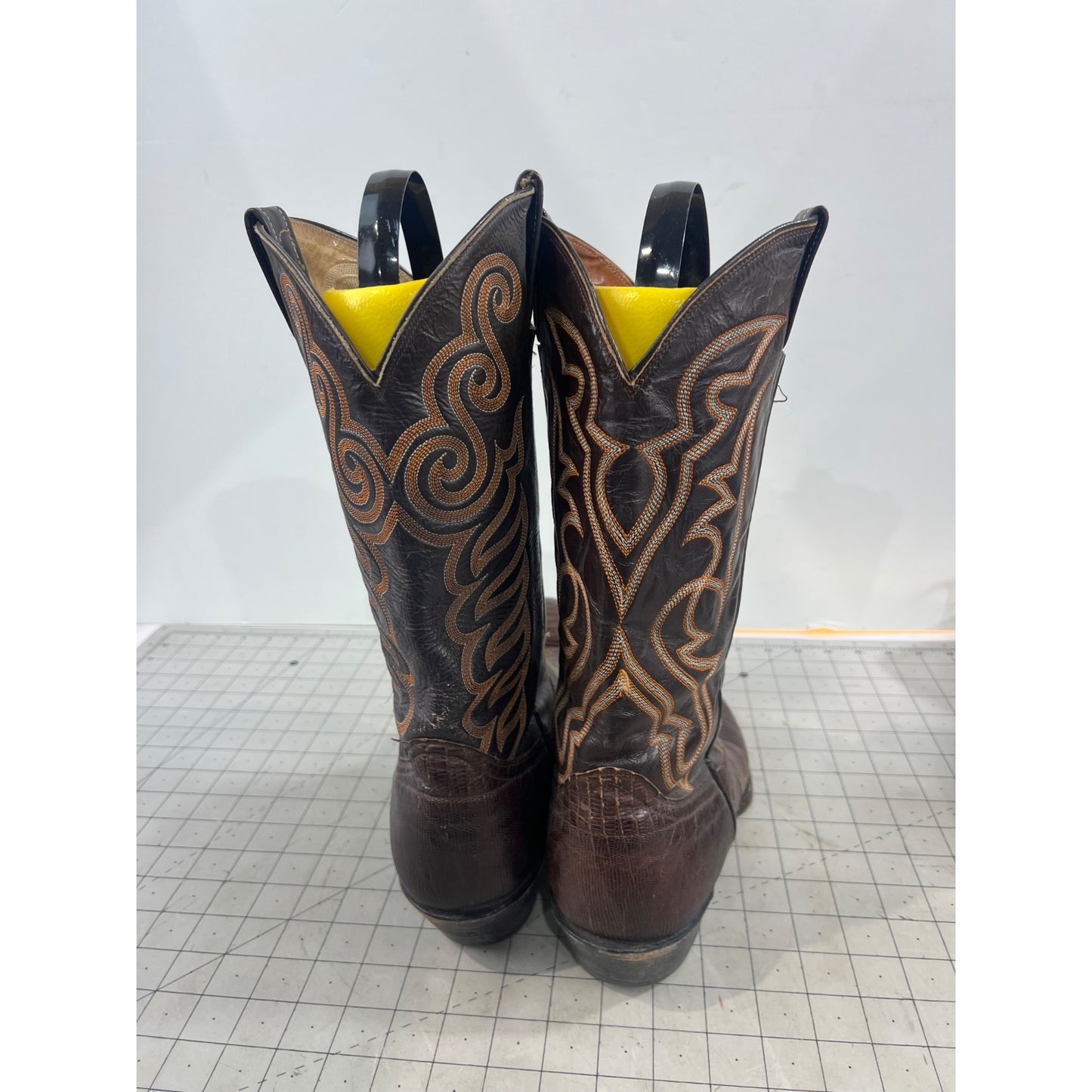 Brown Lizard Skin Western Cowboy Boots Intricate Stitching Design Men’s Sz. 12