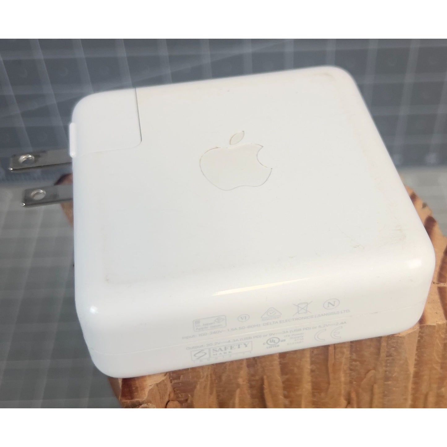 Apple 87W USB-C Power Adapter A1719 Used Working Condition