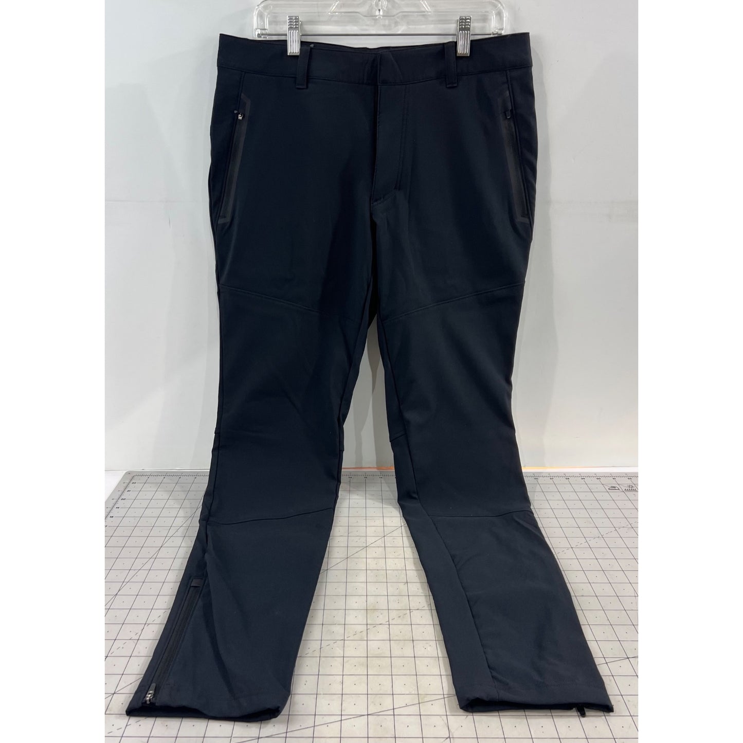 Columbia Mens Omni-Tech Waterproof Black Snow Pants Sz. 32 Long Zippered Pockets