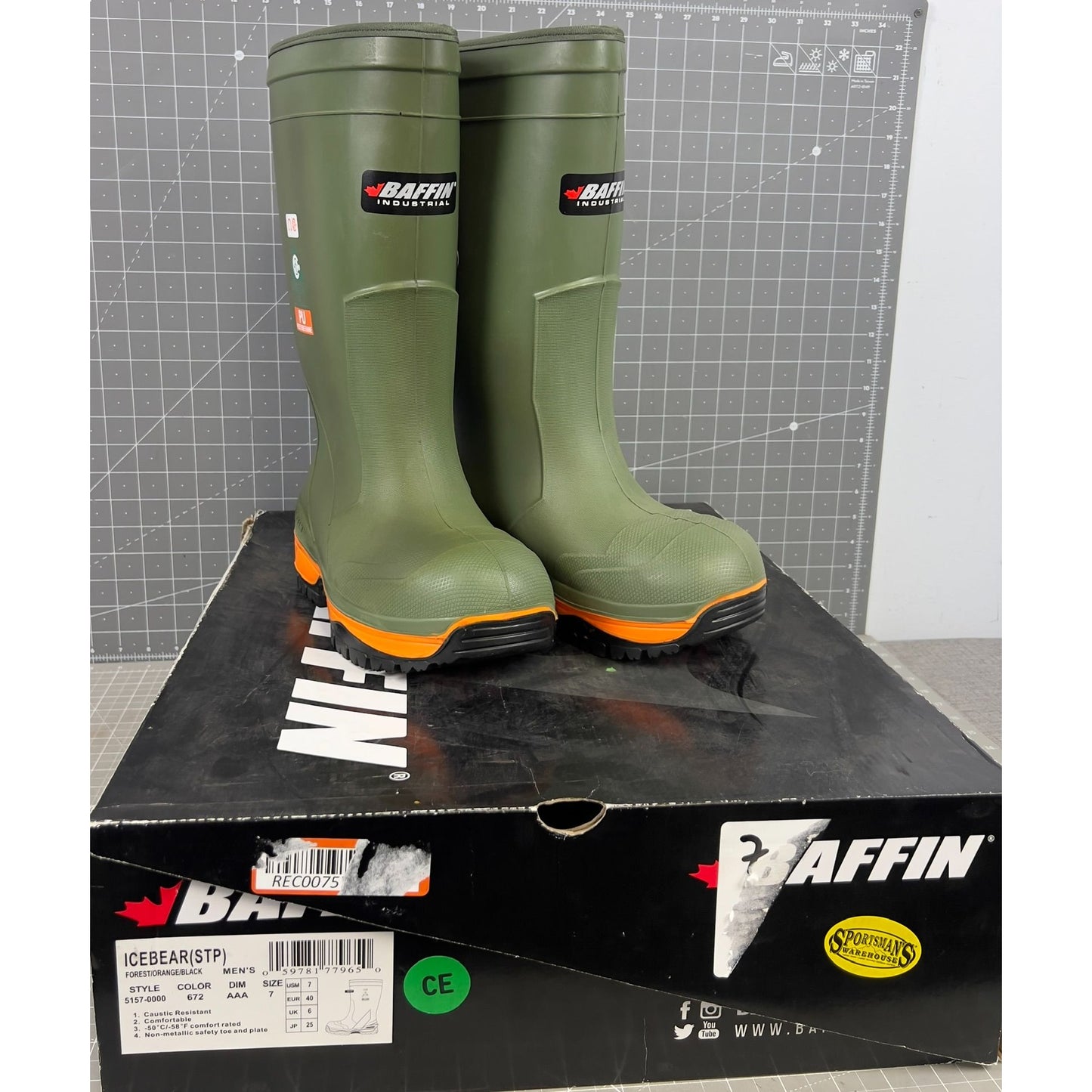 Baffin Icebear Snow Boots Men's Size 7 NEW ~~