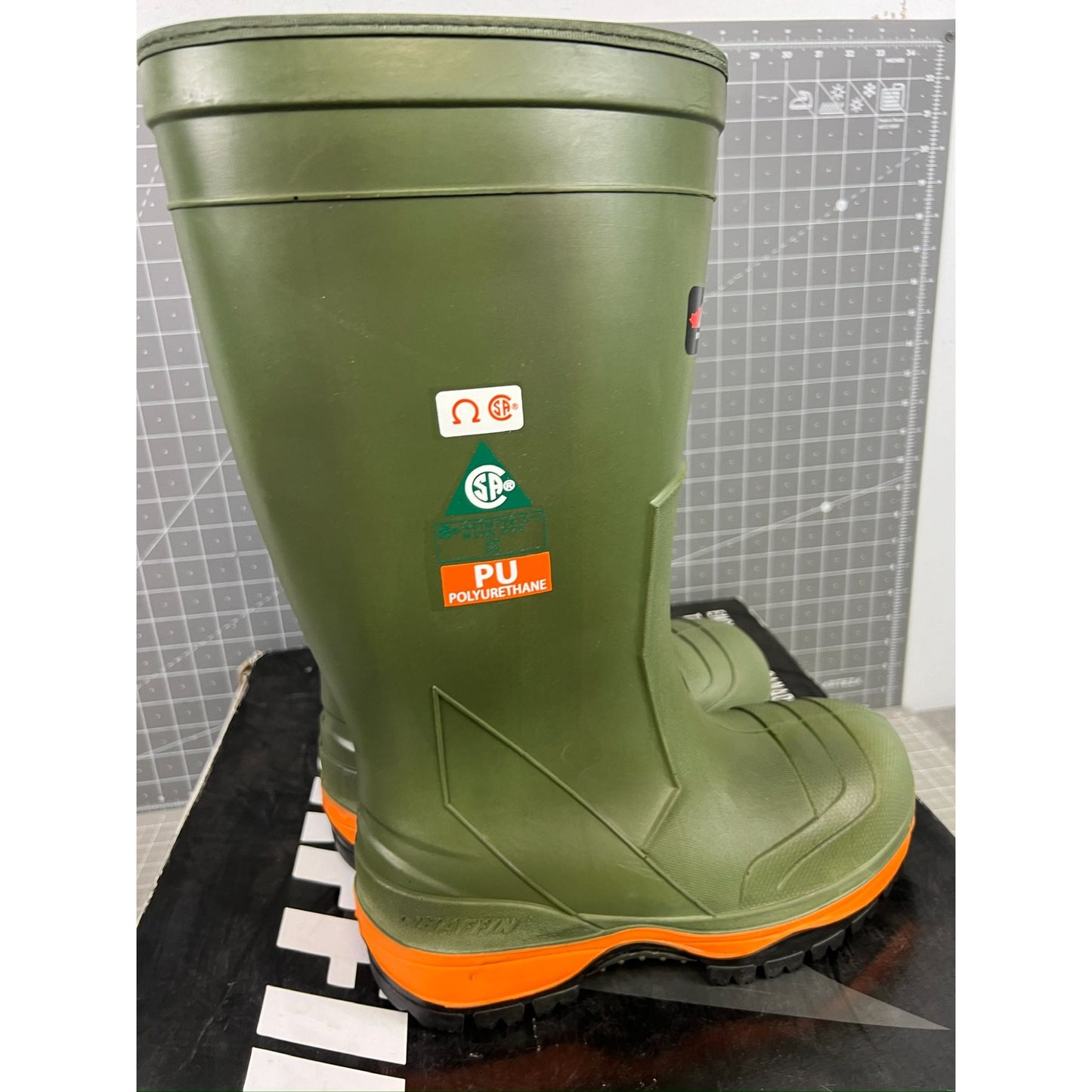 Baffin Icebear Snow Boots Men's Size 7 NEW ~~