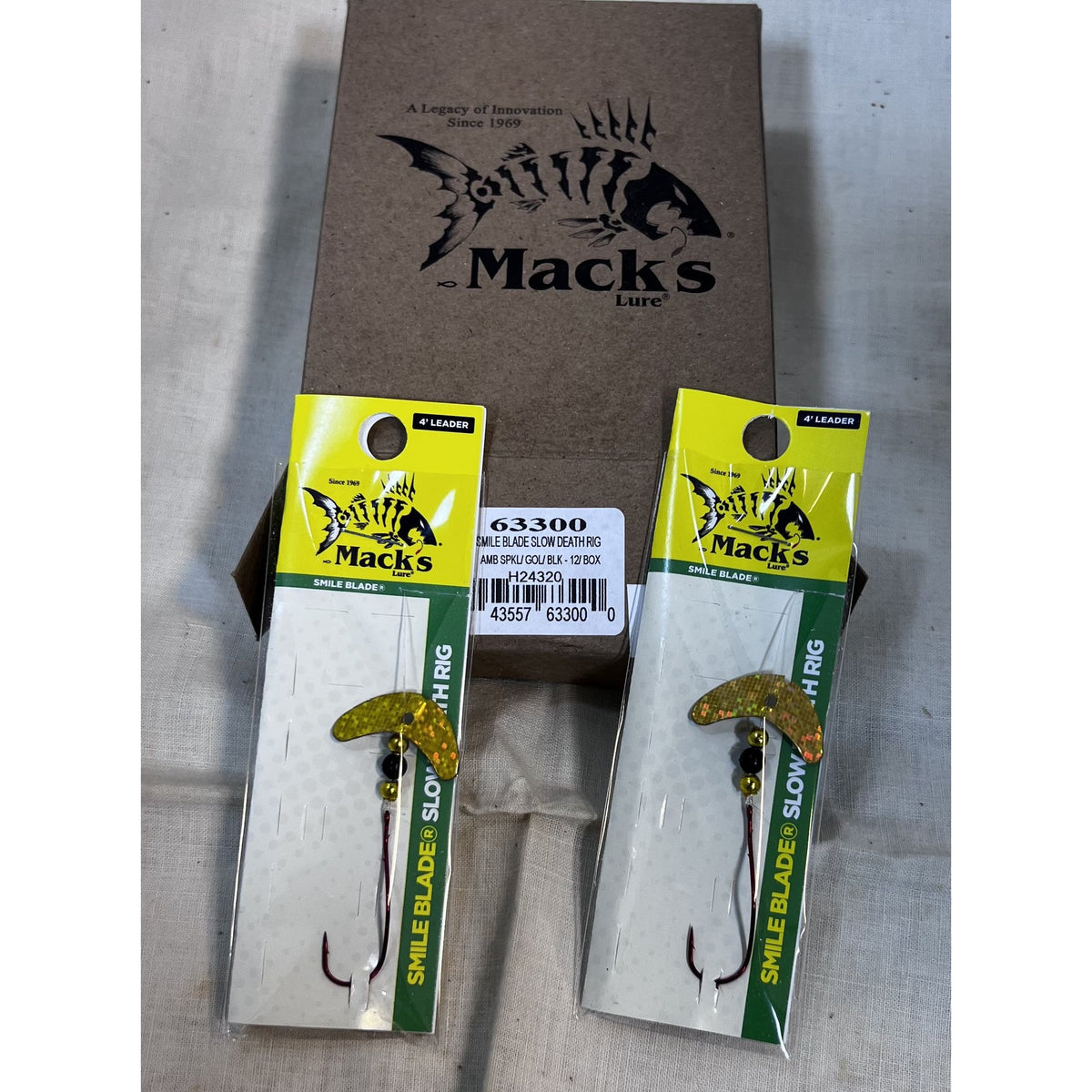 Macks Lure Smile Blade Slow Death Rig 4 Leader AMB SPKU Gold Black 63300 12-Pack