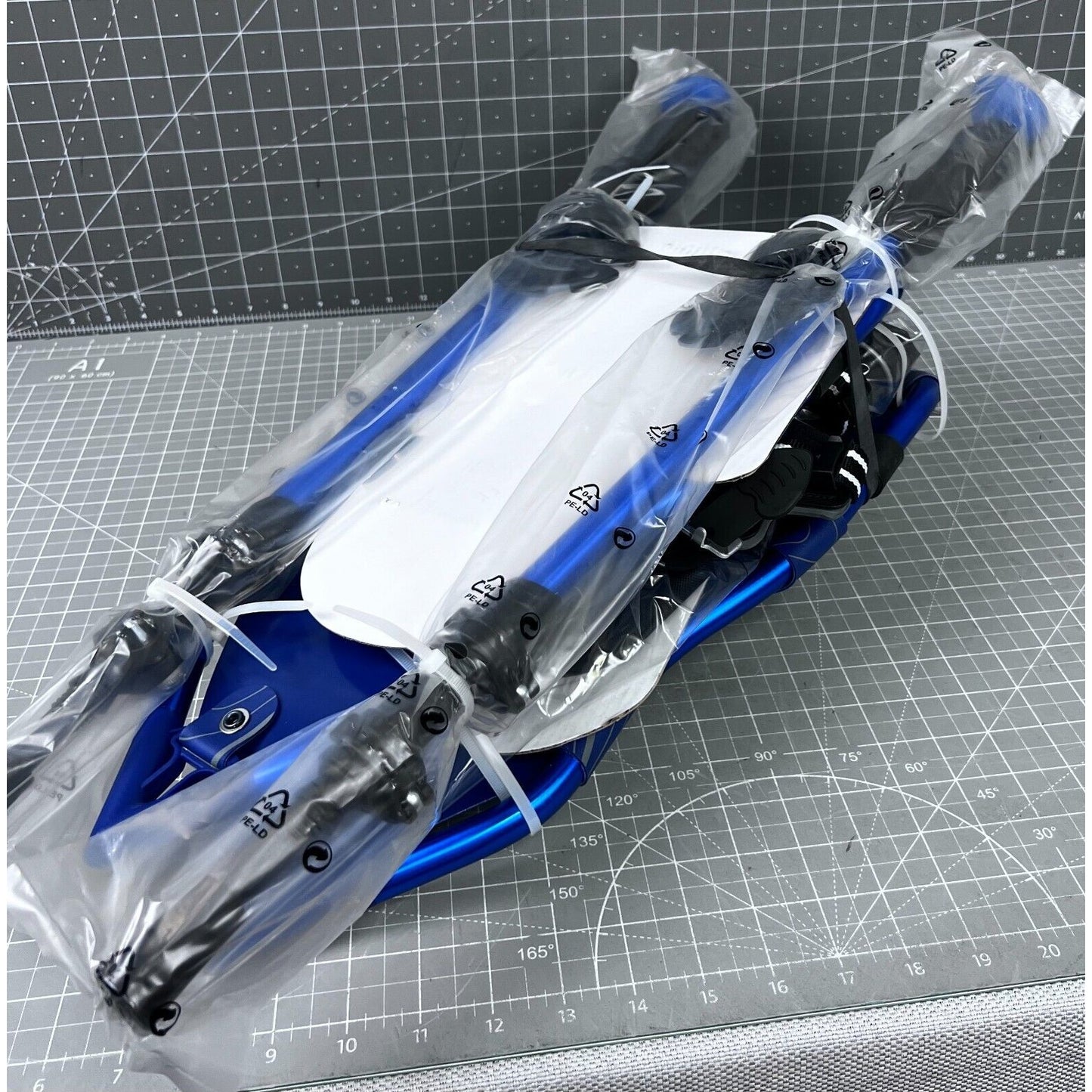 NORSK Ligthweight Aluminum Frame Snowshoe Kit Model 821 21" 150 Pound BLUE NEW