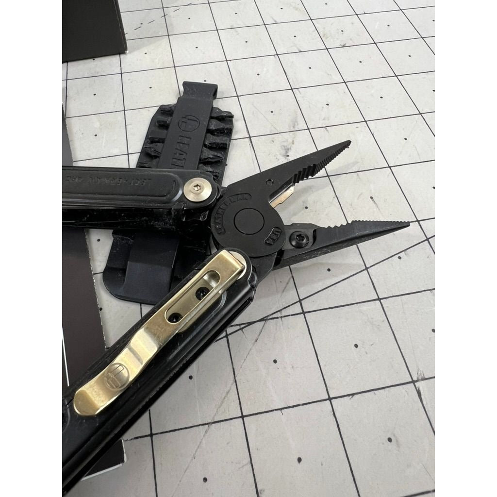 Leatherman Arc Obsidian Multitool Limited Edition W/Leather Sheath