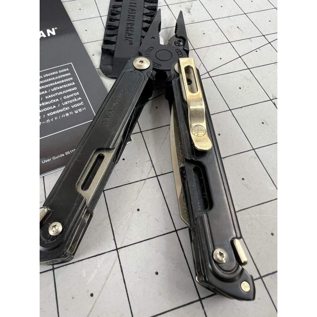 Leatherman Arc Obsidian Multitool Limited Edition W/Leather Sheath