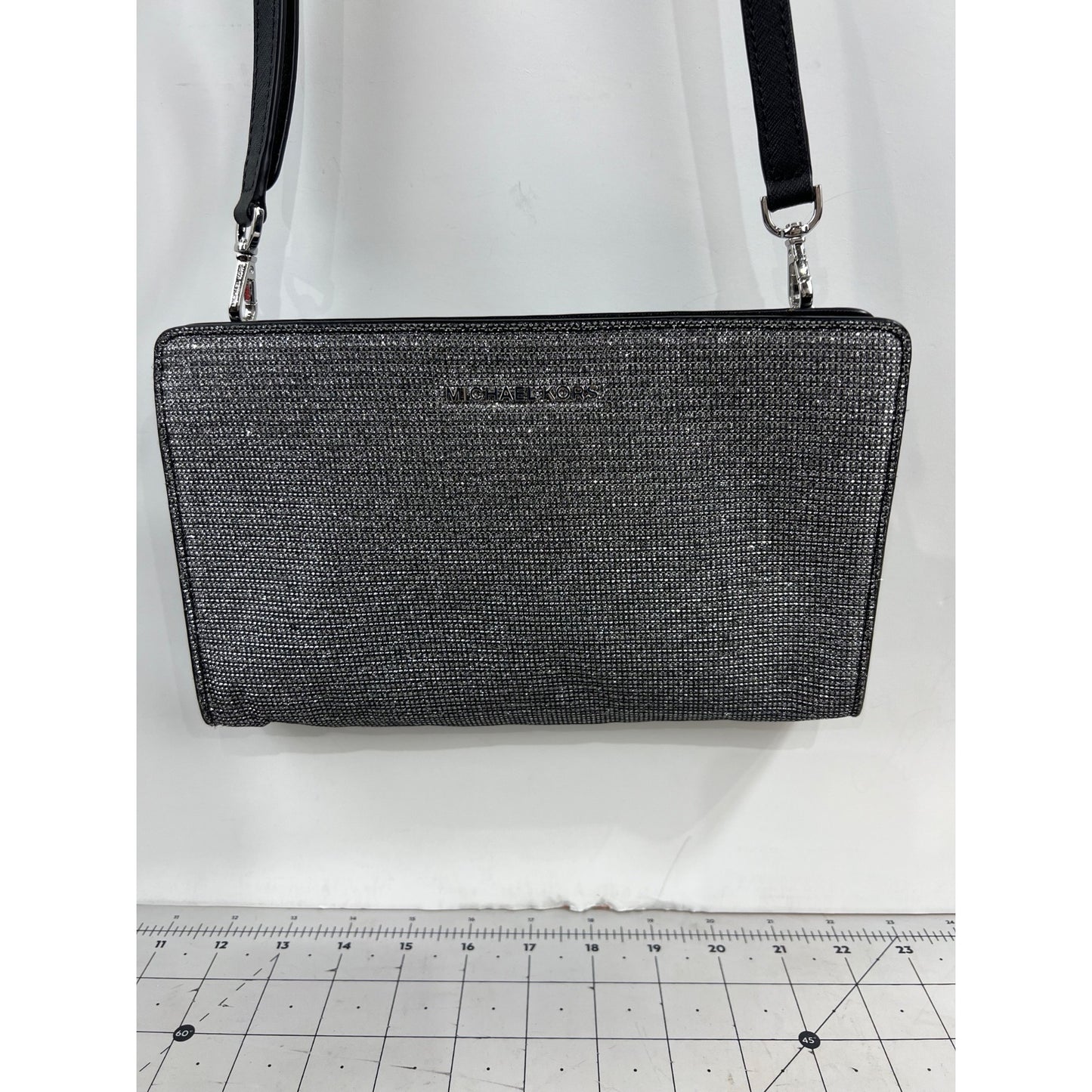 Michael Kors Metallic Silver Black Crossbody Clutch Bag ~~minty~~ Leather