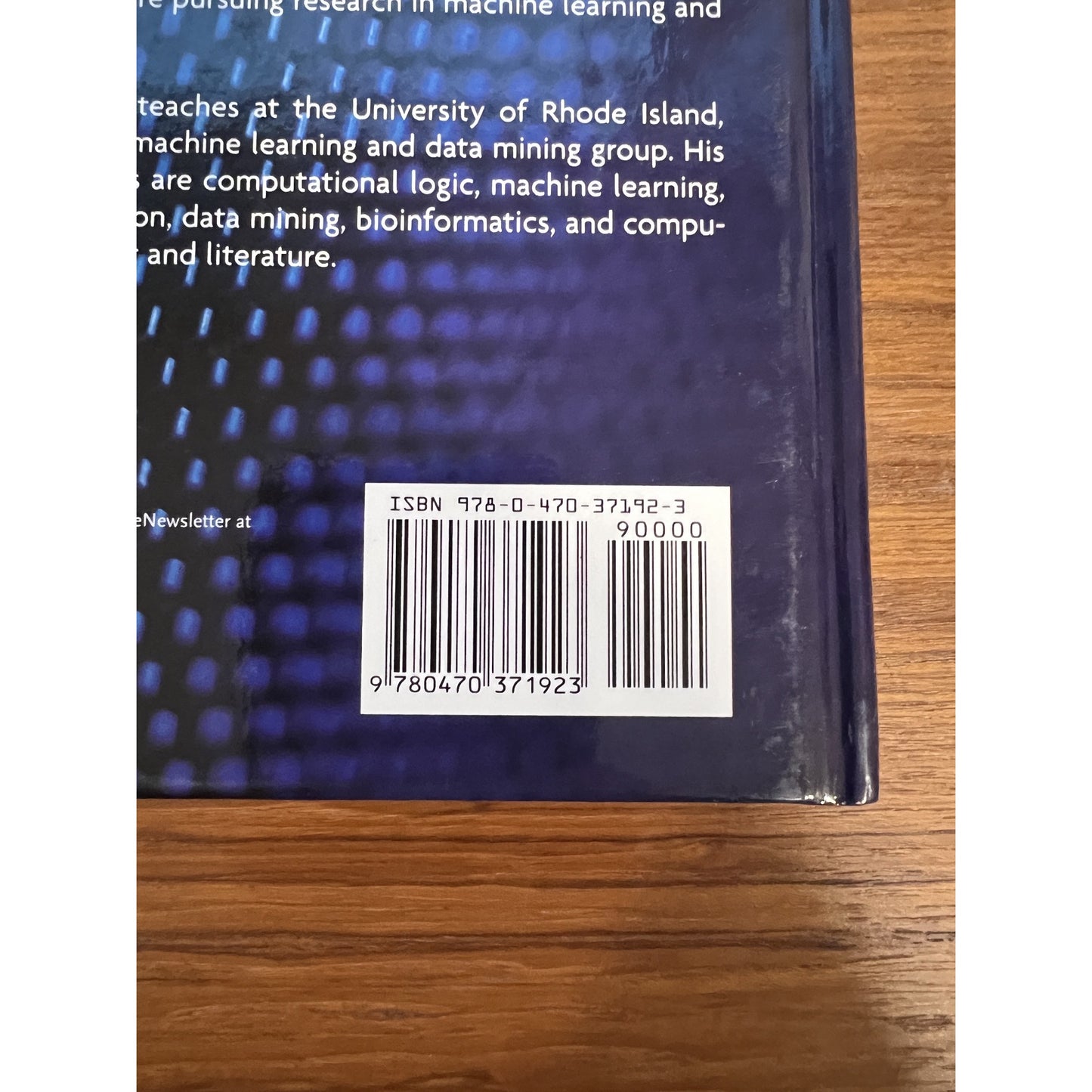 Knowledge Discovery with Support Vector Machines by Lutz Hamel 2009 HB 1st ed.