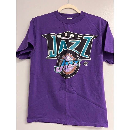 Logo 7 Vintage Utah Jazz t-shirt size M 100% cotton